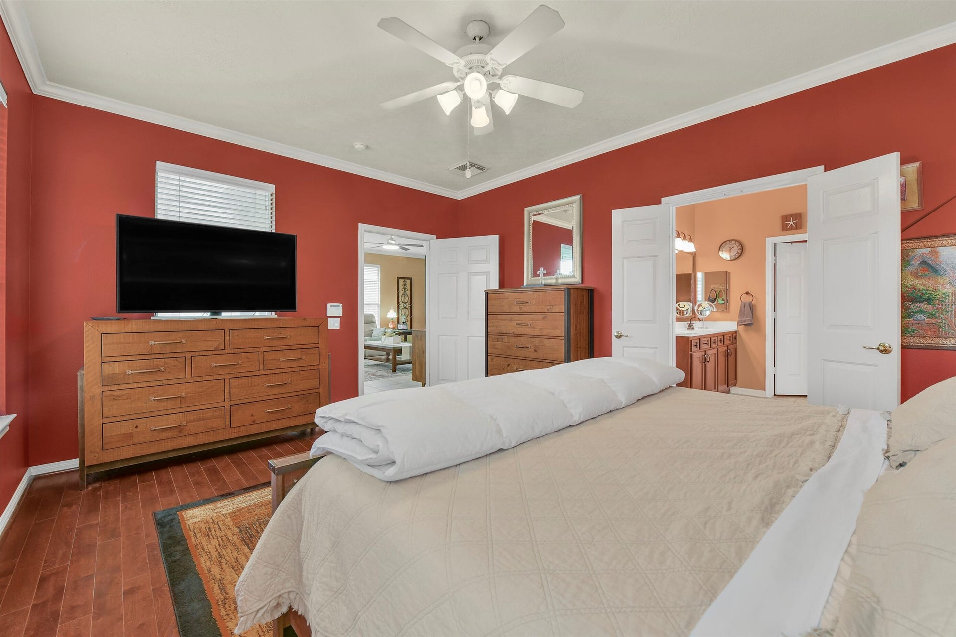 2310 Messina Drive, Pearland, TX 77581 2310 Messina Drive, Pearland, TX 77581