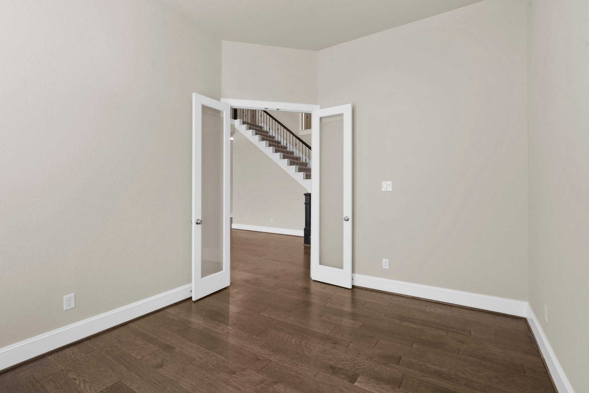 9410 Mount Logan, Missouri City, TX 77459 The private study closes off with french doors.