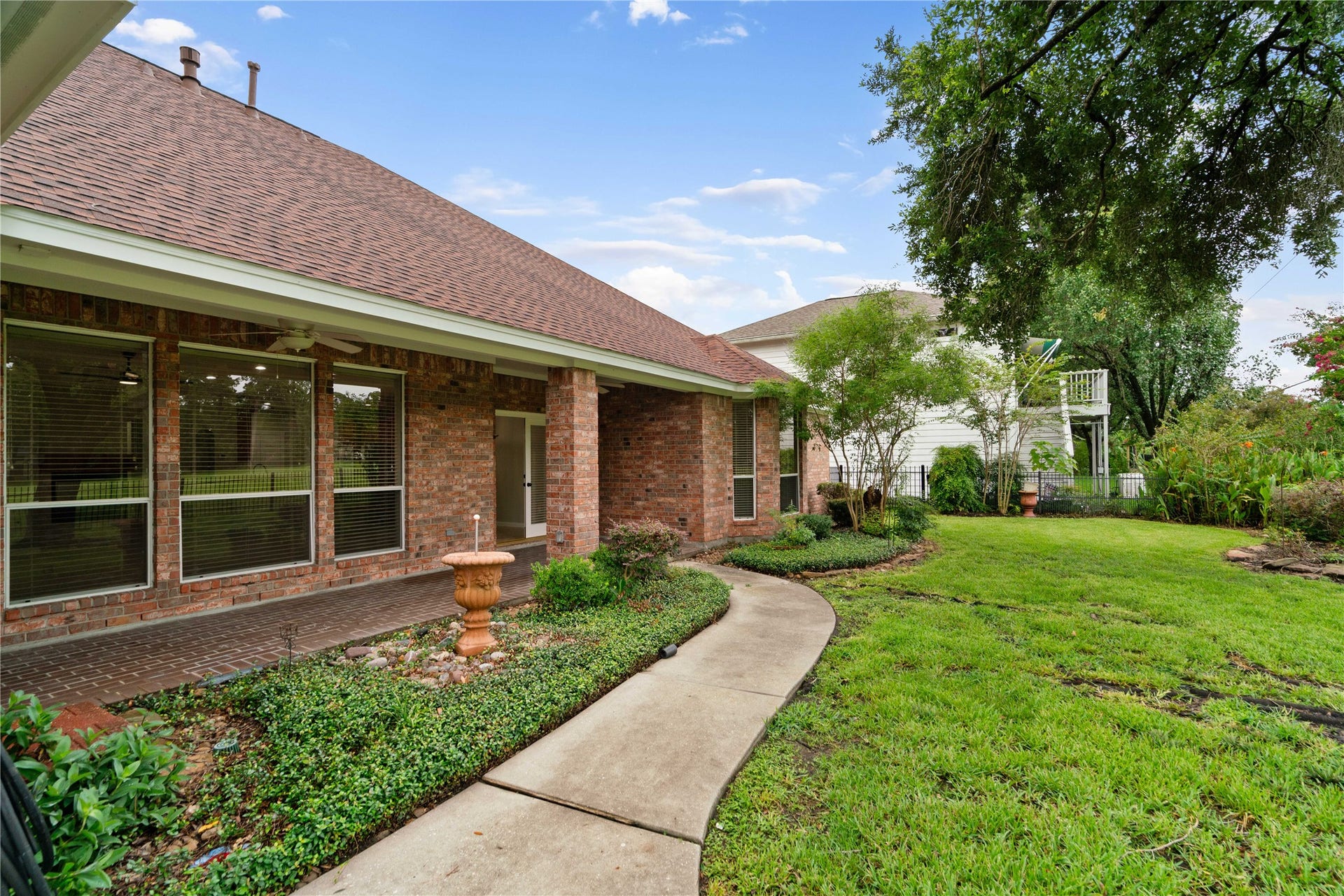 20403 Atascocita Shores Drive, Humble, TX 77346 20403 Atascocita Shores Drive, Humble, TX 77346