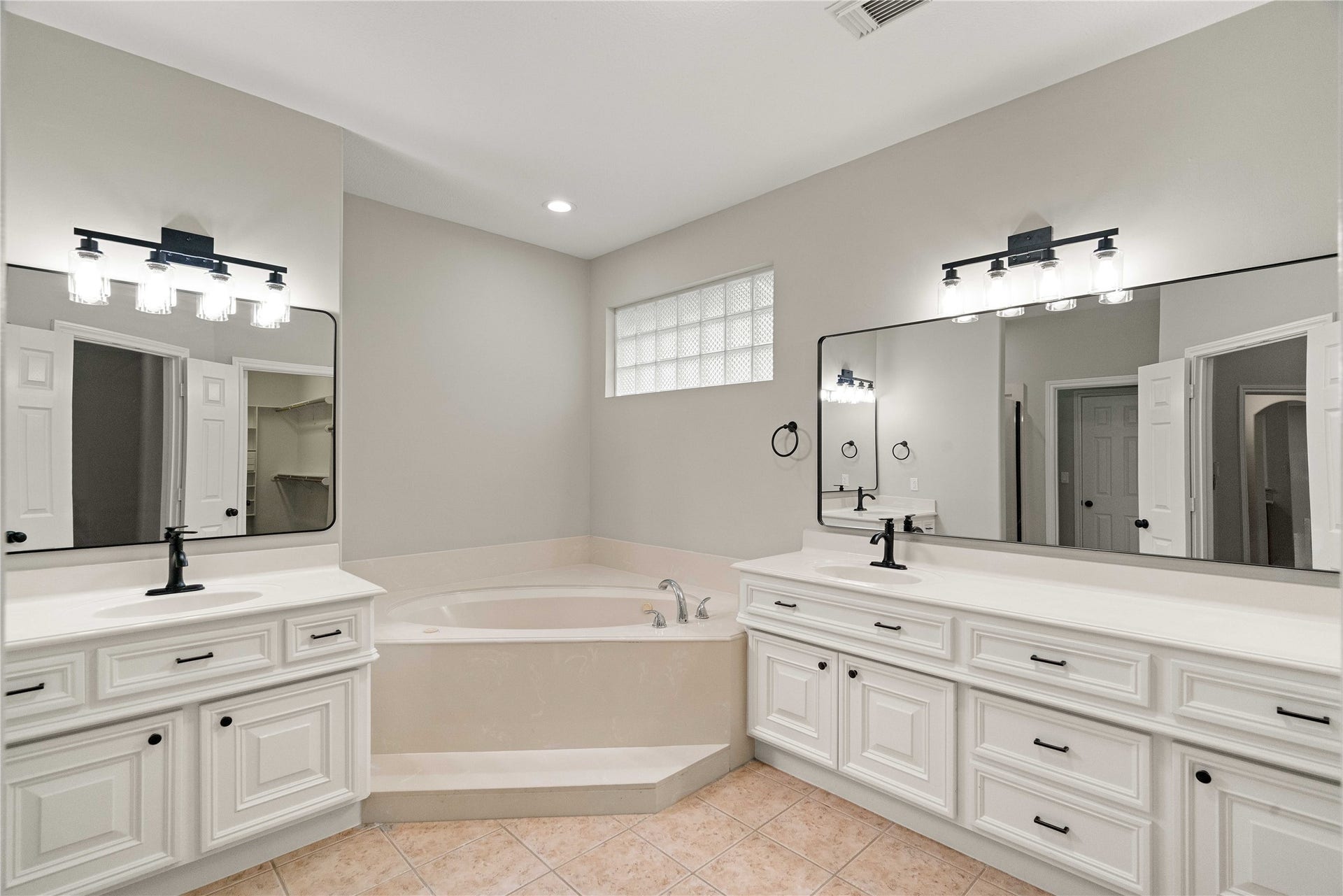 20403 Atascocita Shores Drive, Humble, TX 77346 Primary Bathroom