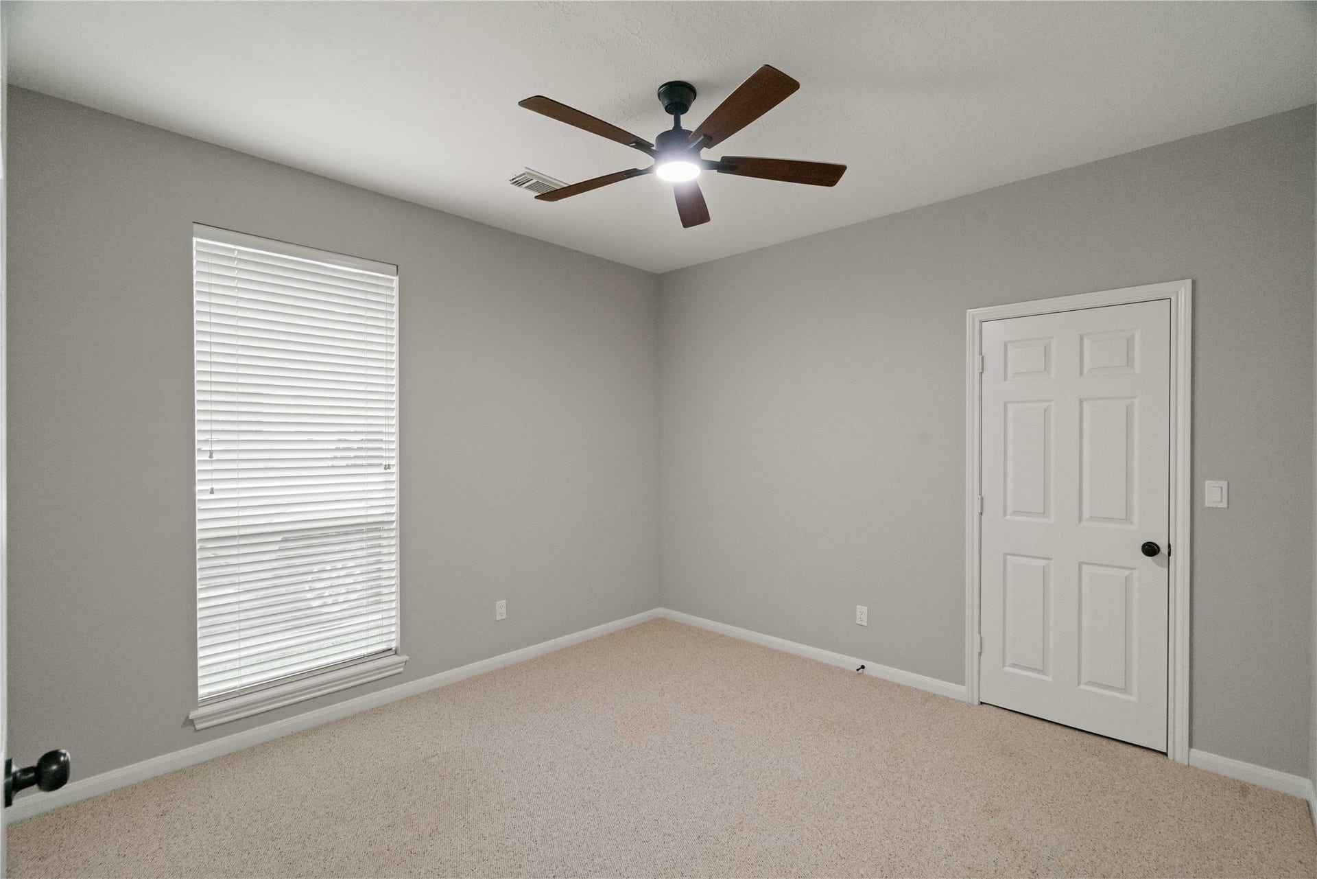20403 Atascocita Shores Drive, Humble, TX 77346 Bedroom 3