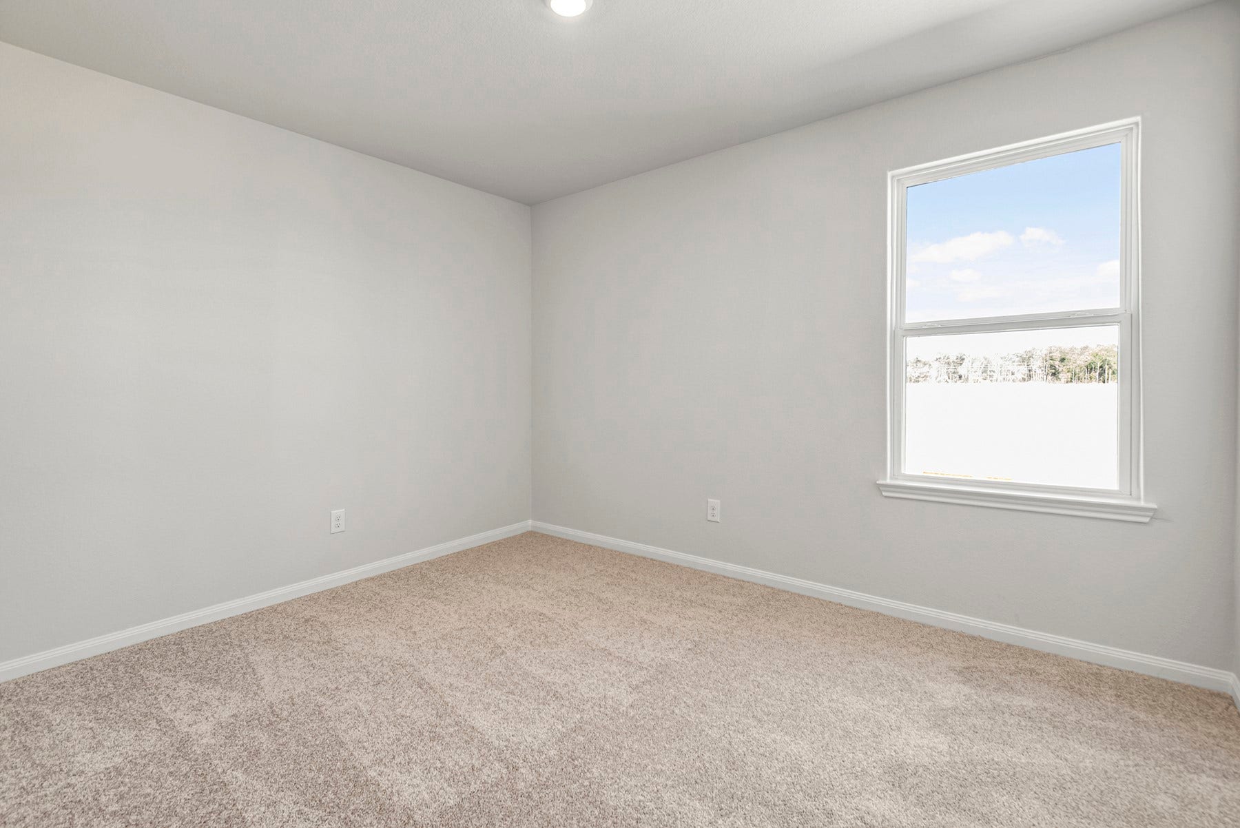 8310 Sunberry Shadow Drive, Houston, TX 77016 8310 Sunberry Shadow Drive, Houston, TX 77016
