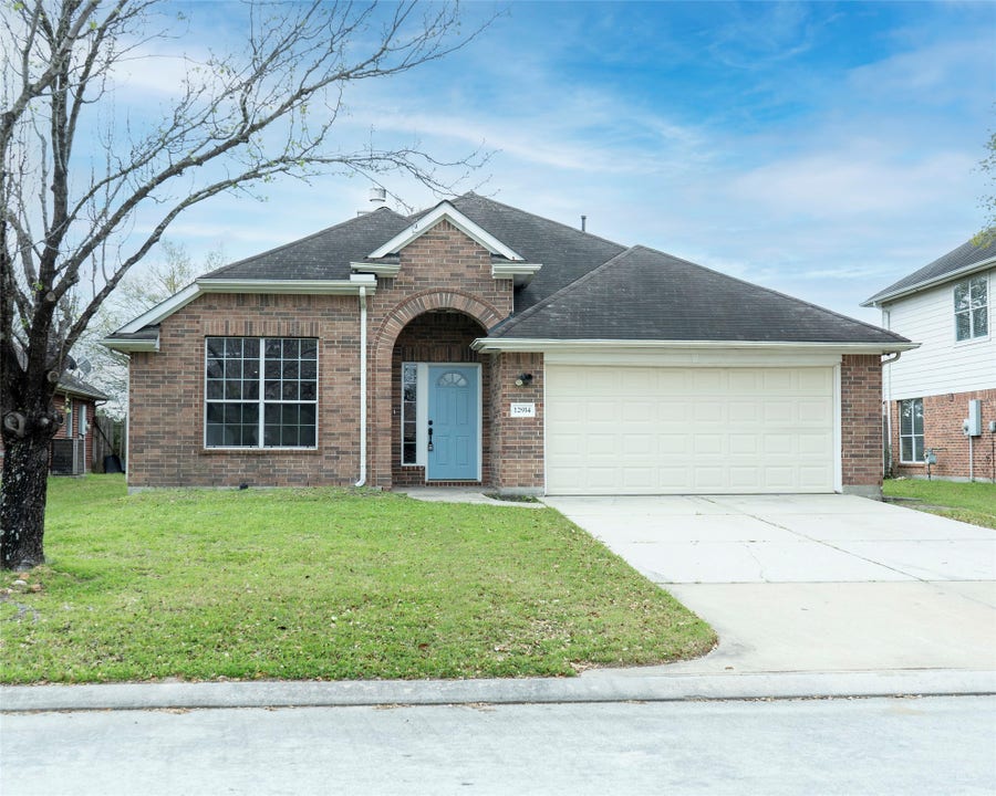 Property photo for 12914 Pinehall Lane, Houston, TX