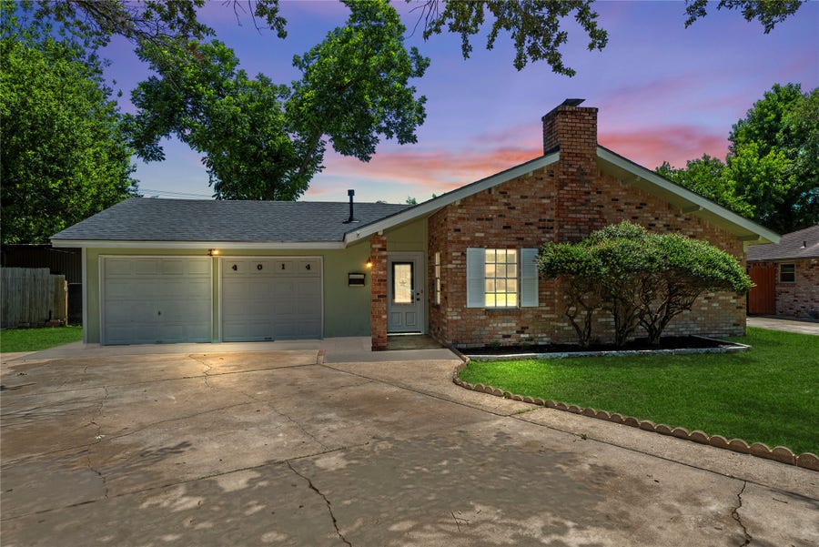 Property photo for 4014 Mona Lee Lane, Houston, TX