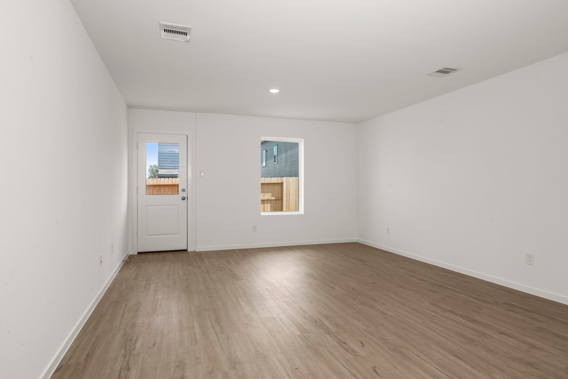 18603 San Salvo Drive, New Caney, TX 77357 Living Room