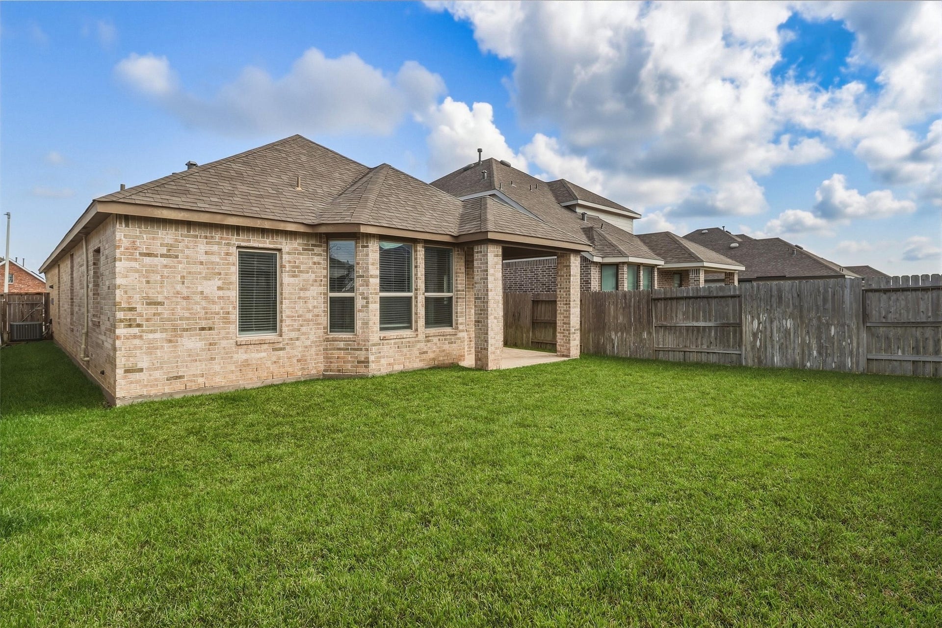 13109 Blue Flora Drive, Texas City, TX 77568 13109 Blue Flora Drive, Texas City, TX 77568