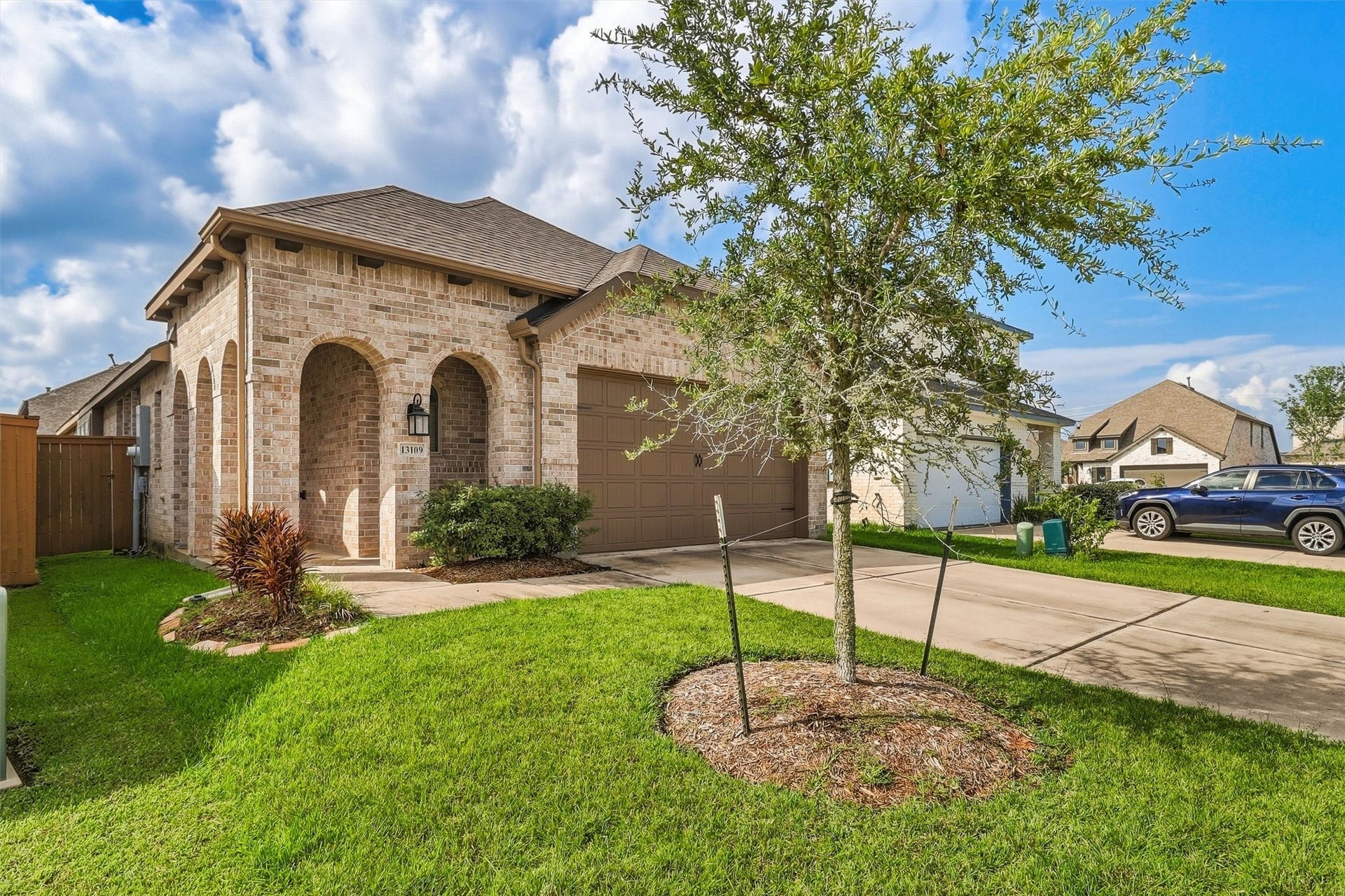 13109 Blue Flora Drive, Texas City, TX 77568 13109 Blue Flora Drive, Texas City, TX 77568
