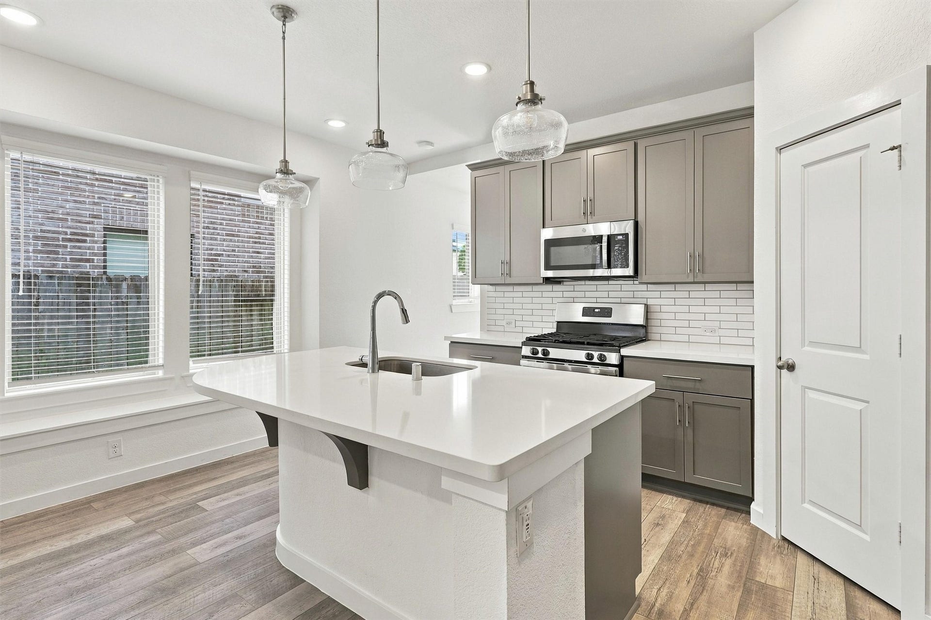 13109 Blue Flora Drive, Texas City, TX 77568 Every room is flooded with natural light from the large windows!