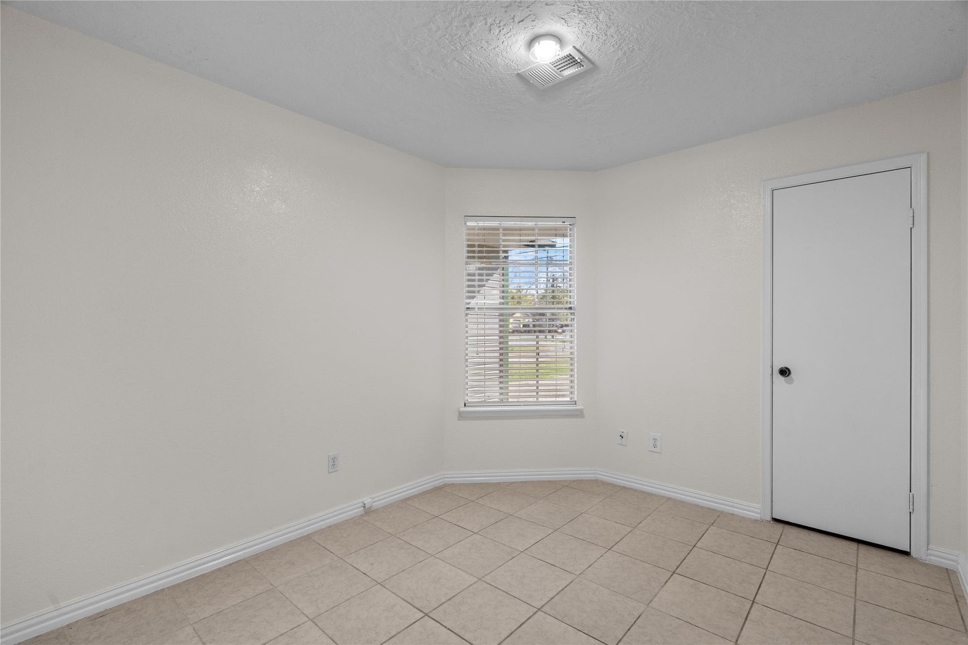 2716 2nd Avenue N, Texas City, TX 77590 2716 2nd Avenue N, Texas City, TX 77590