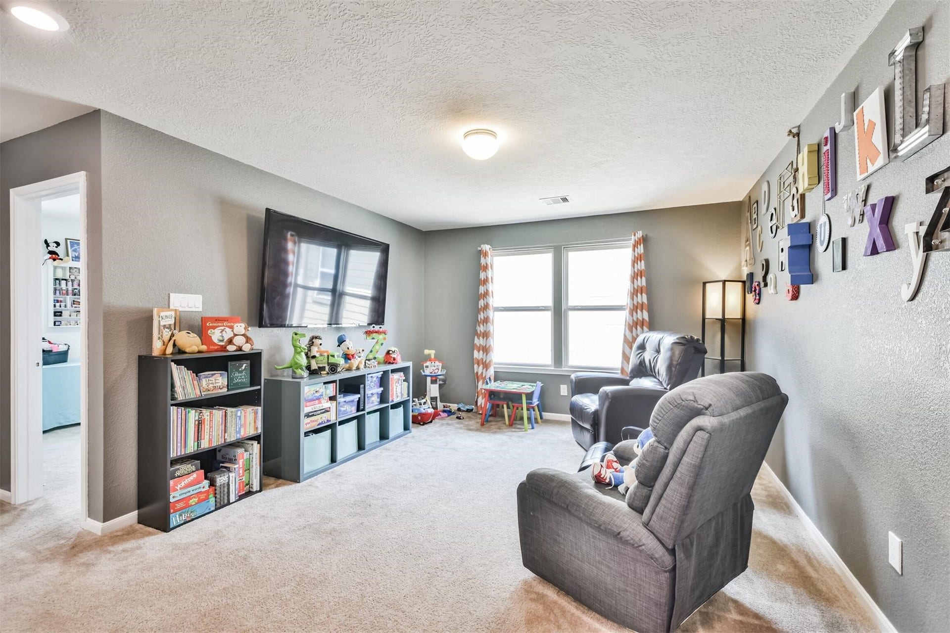 2719 Crosshaven Way, Conroe, TX 77304