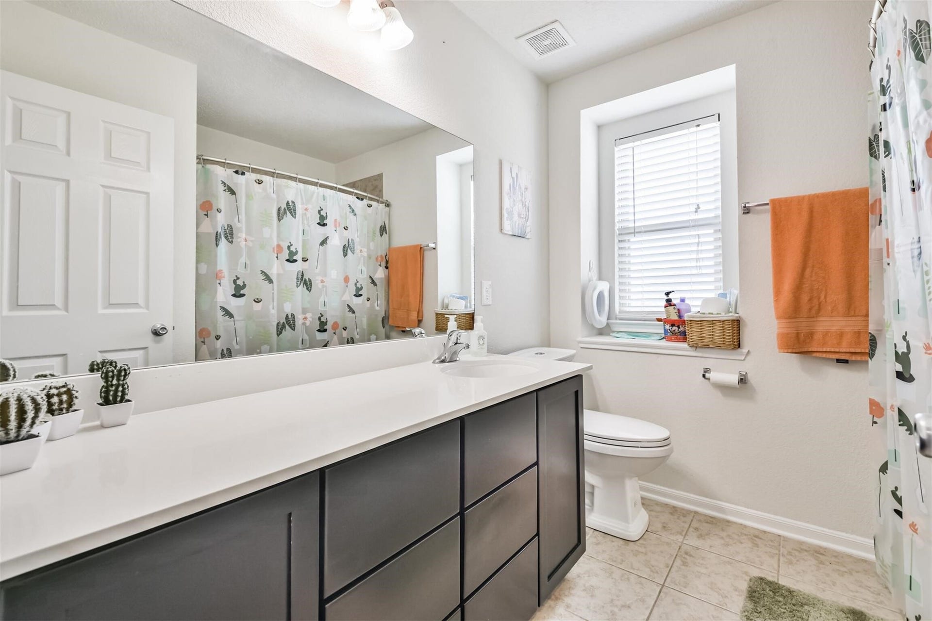 2719 Crosshaven Way, Conroe, TX 77304