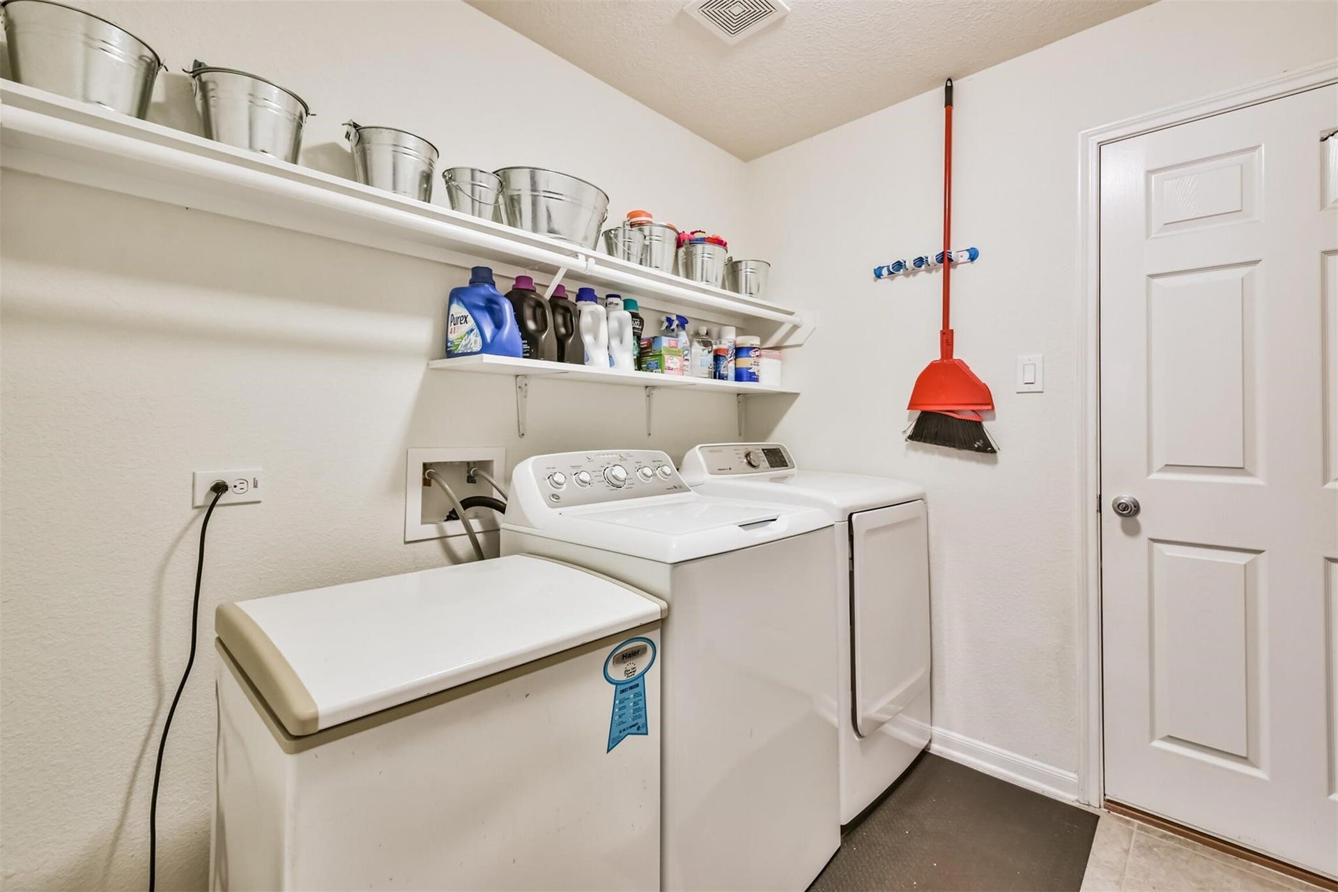 2719 Crosshaven Way, Conroe, TX 77304