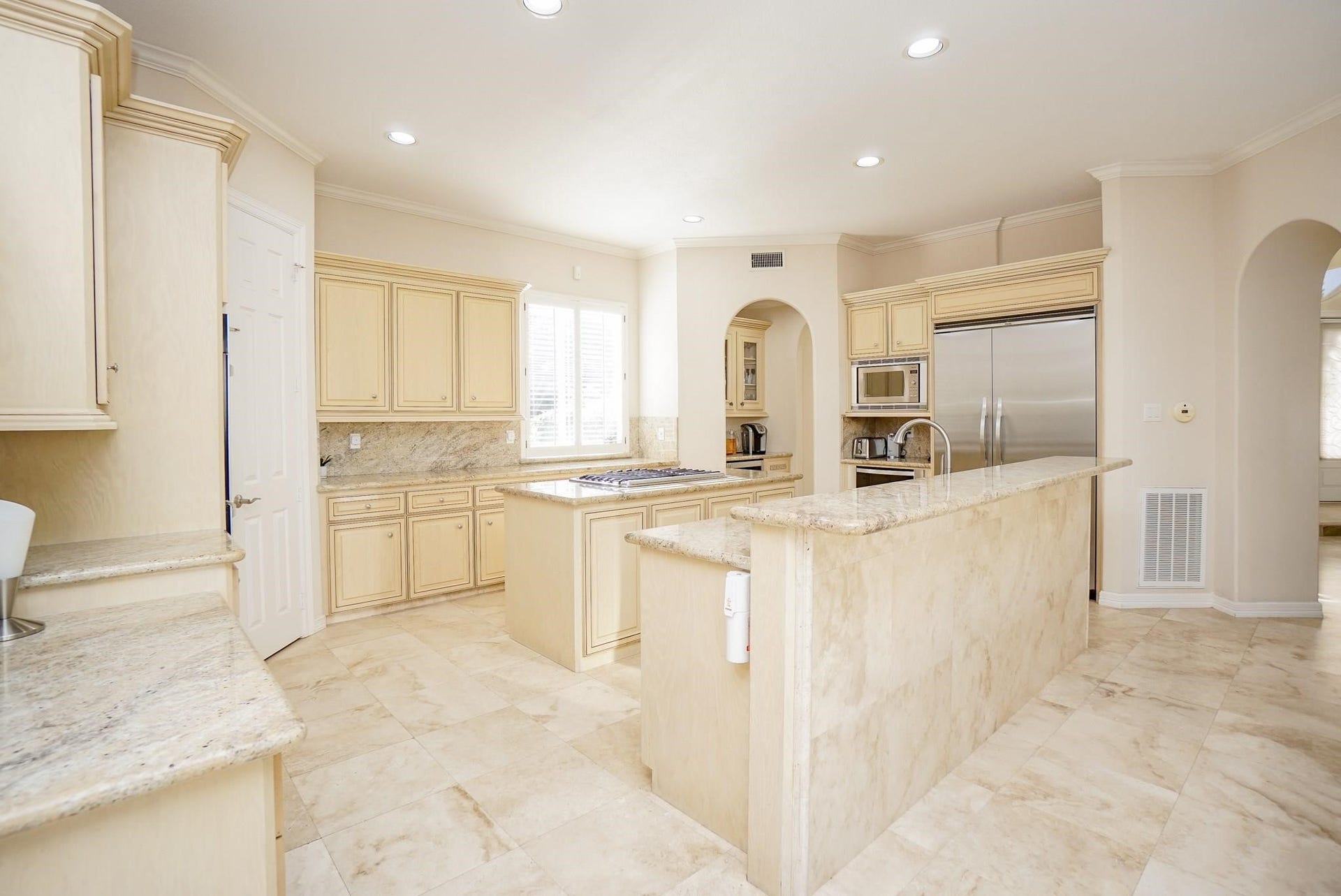 10 Lake Mist Court, Sugar Land, TX 77479 10 Lake Mist Court, Sugar Land, TX 77479