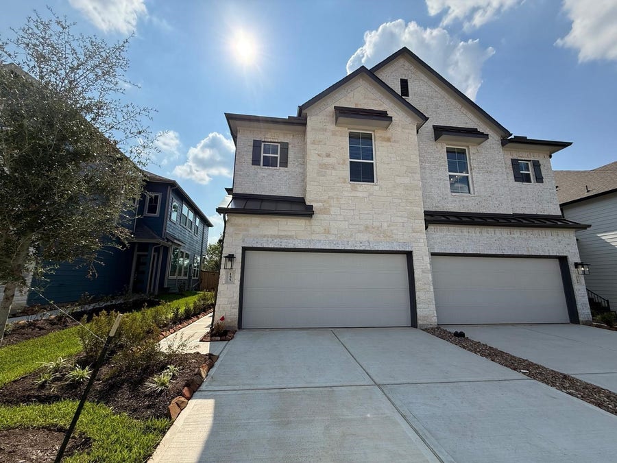 Property photo for 155 W Coralburst Loop, Montgomery, TX