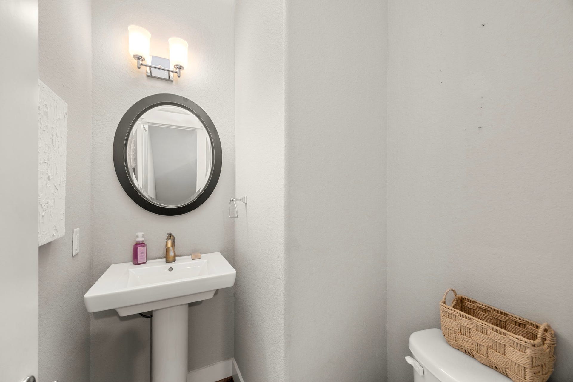 1314 W 21st Street, #B, Houston, TX 77008 *Staged