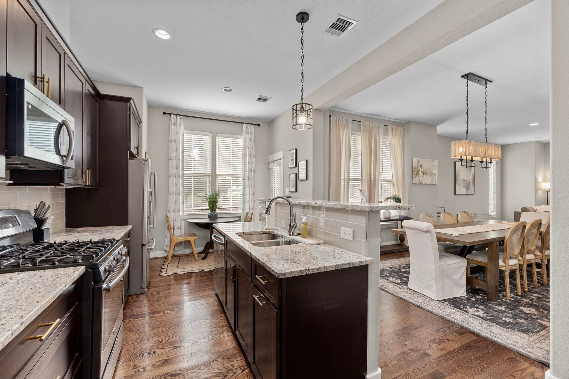 1314 W 21st Street, #B, Houston, TX 77008 *Staged
