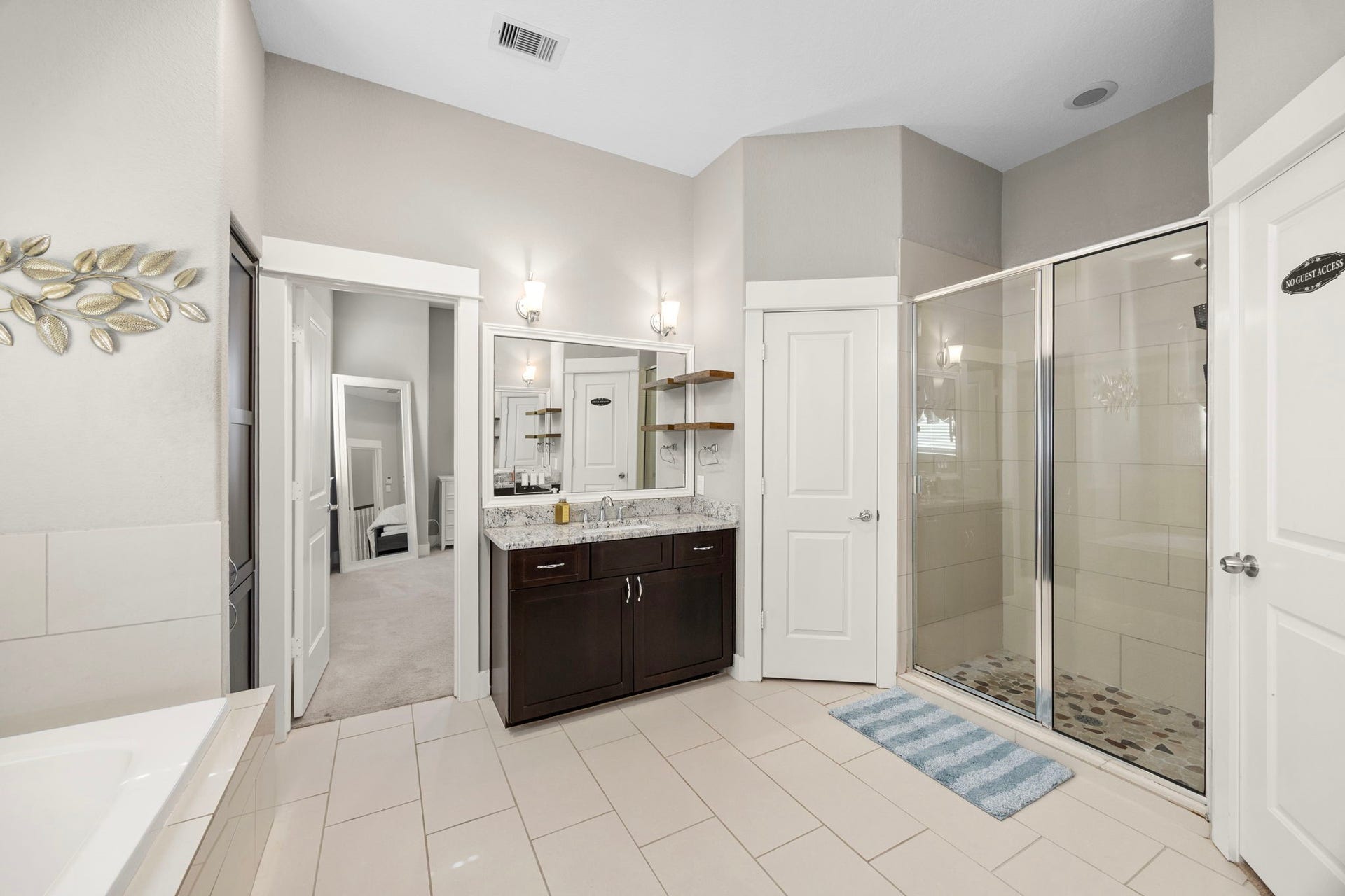 1314 W 21st Street, #B, Houston, TX 77008 *Staged