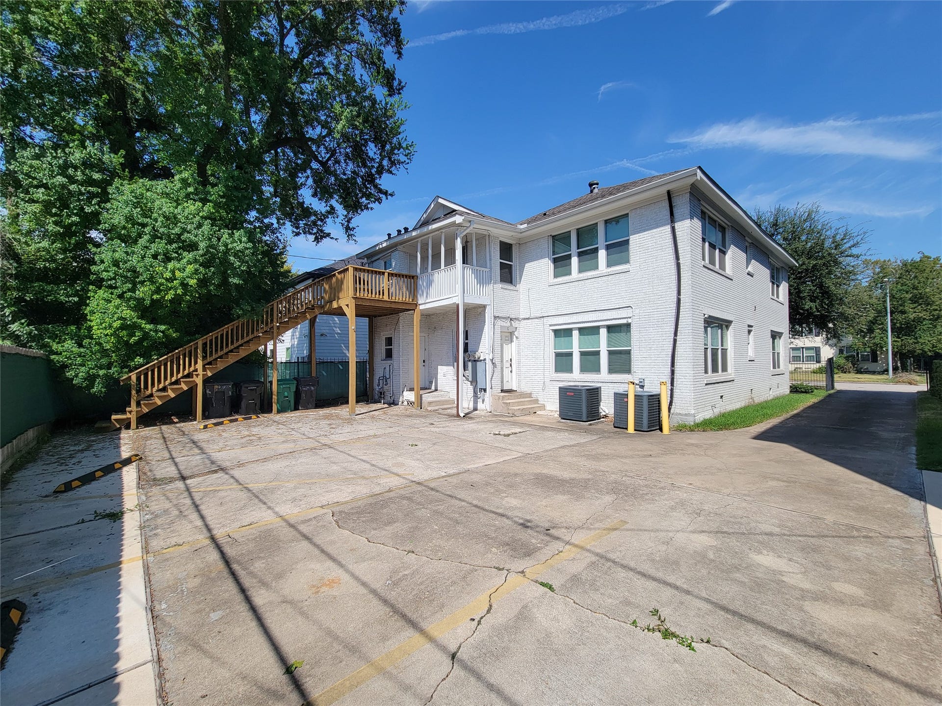 2410 Truxillo Street, #B, Houston, TX 77004