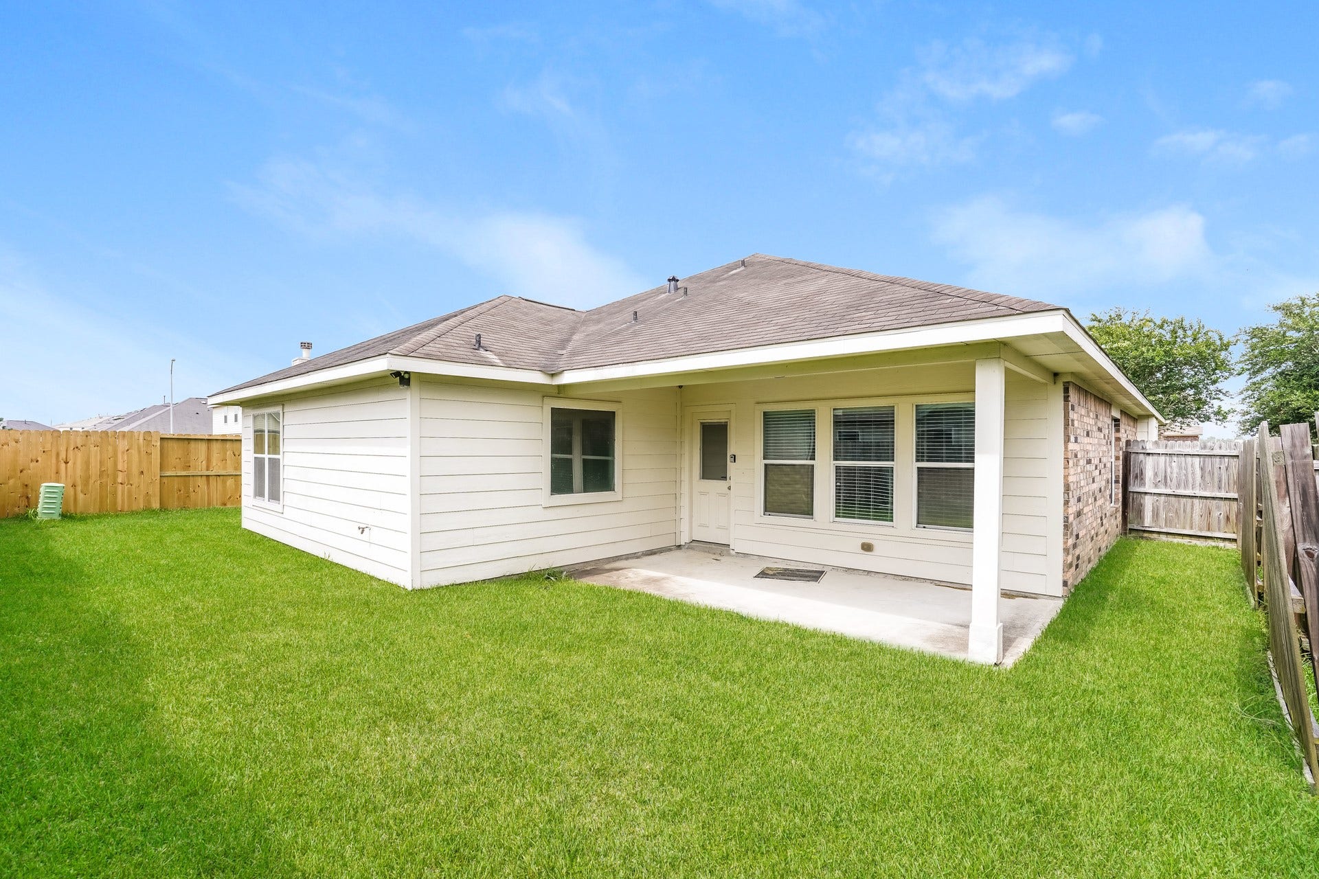 856 Grassy Knoll Trail, La Marque, TX 77568 856 Grassy Knoll Trail, La Marque, TX 77568
