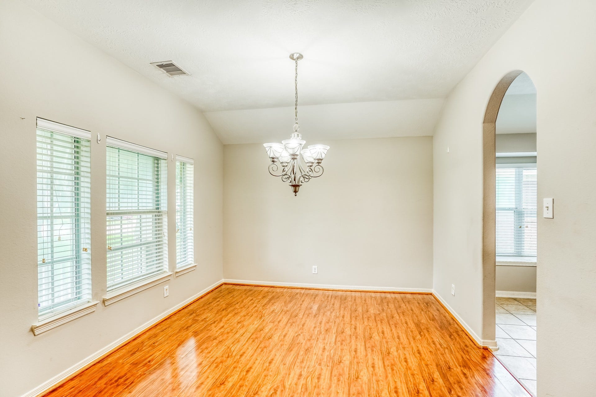 856 Grassy Knoll Trail, La Marque, TX 77568 856 Grassy Knoll Trail, La Marque, TX 77568