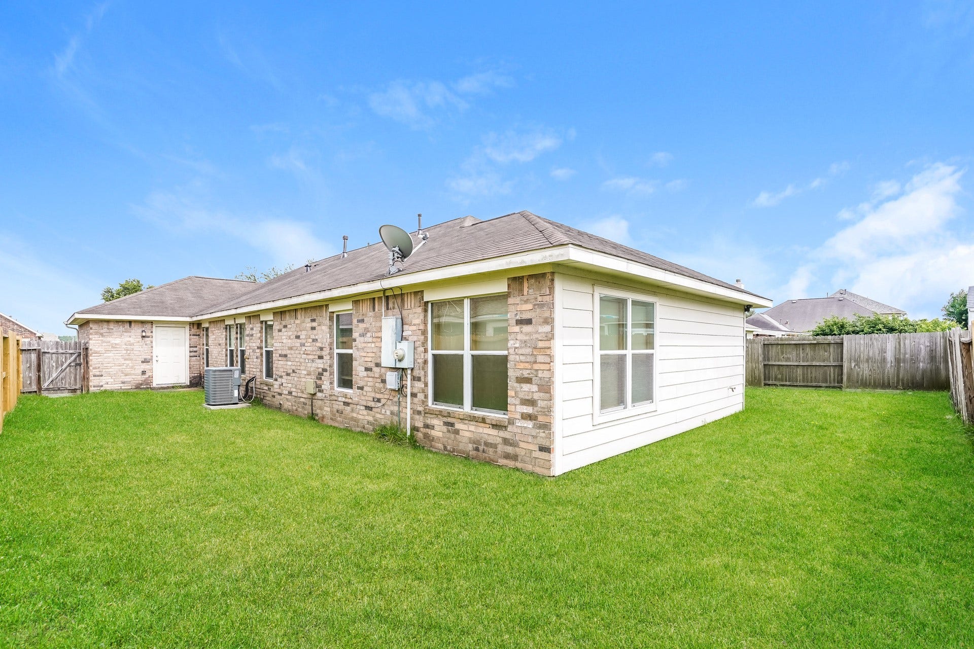 856 Grassy Knoll Trail, La Marque, TX 77568 856 Grassy Knoll Trail, La Marque, TX 77568