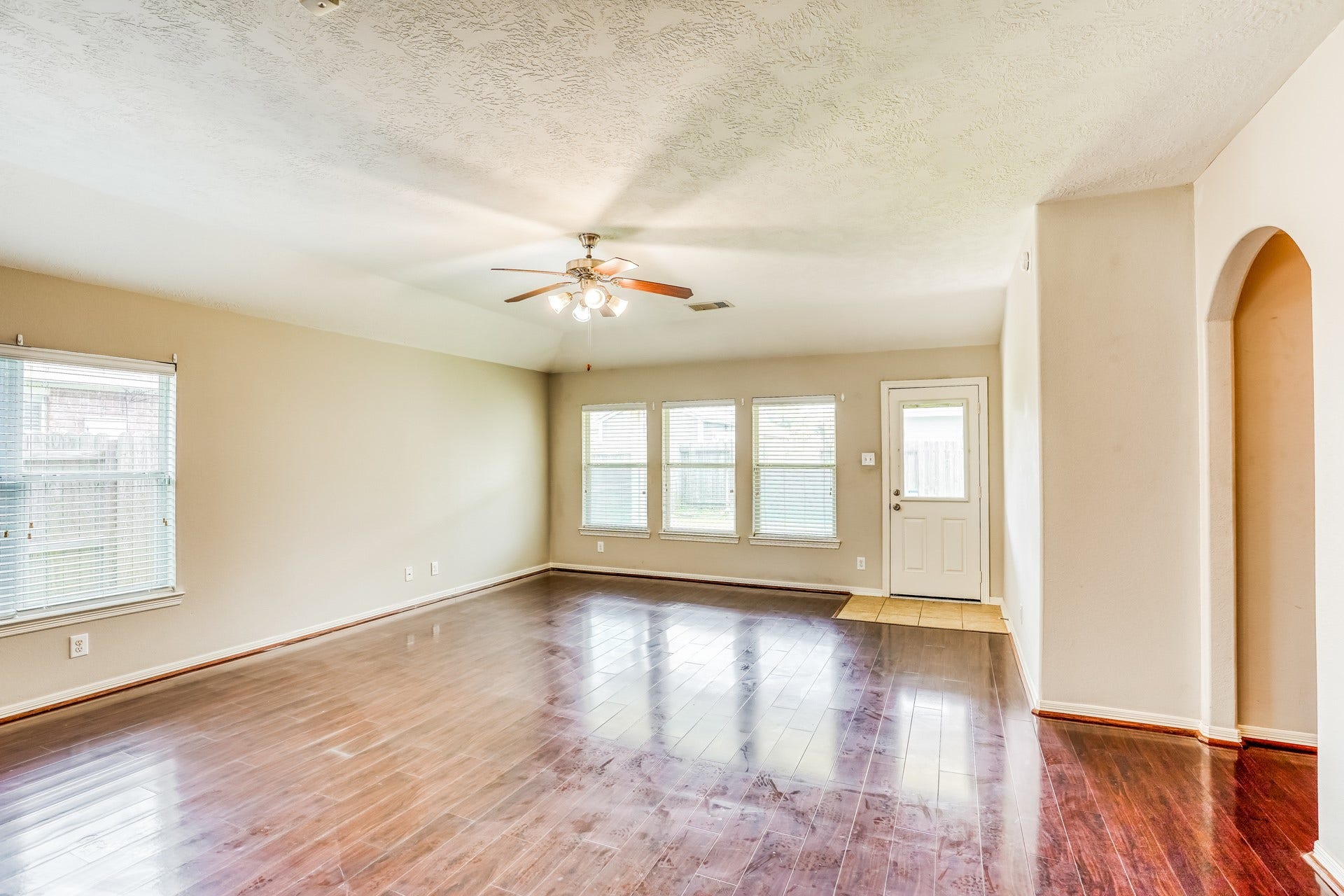 856 Grassy Knoll Trail, La Marque, TX 77568 856 Grassy Knoll Trail, La Marque, TX 77568