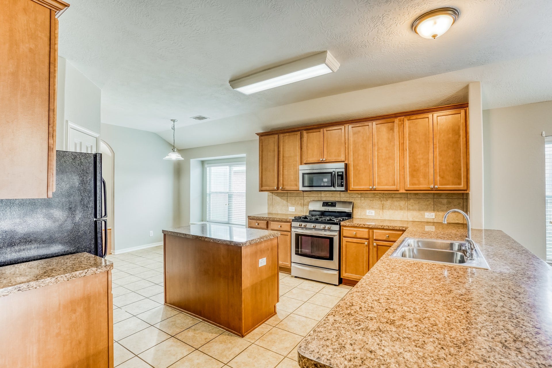 856 Grassy Knoll Trail, La Marque, TX 77568 856 Grassy Knoll Trail, La Marque, TX 77568