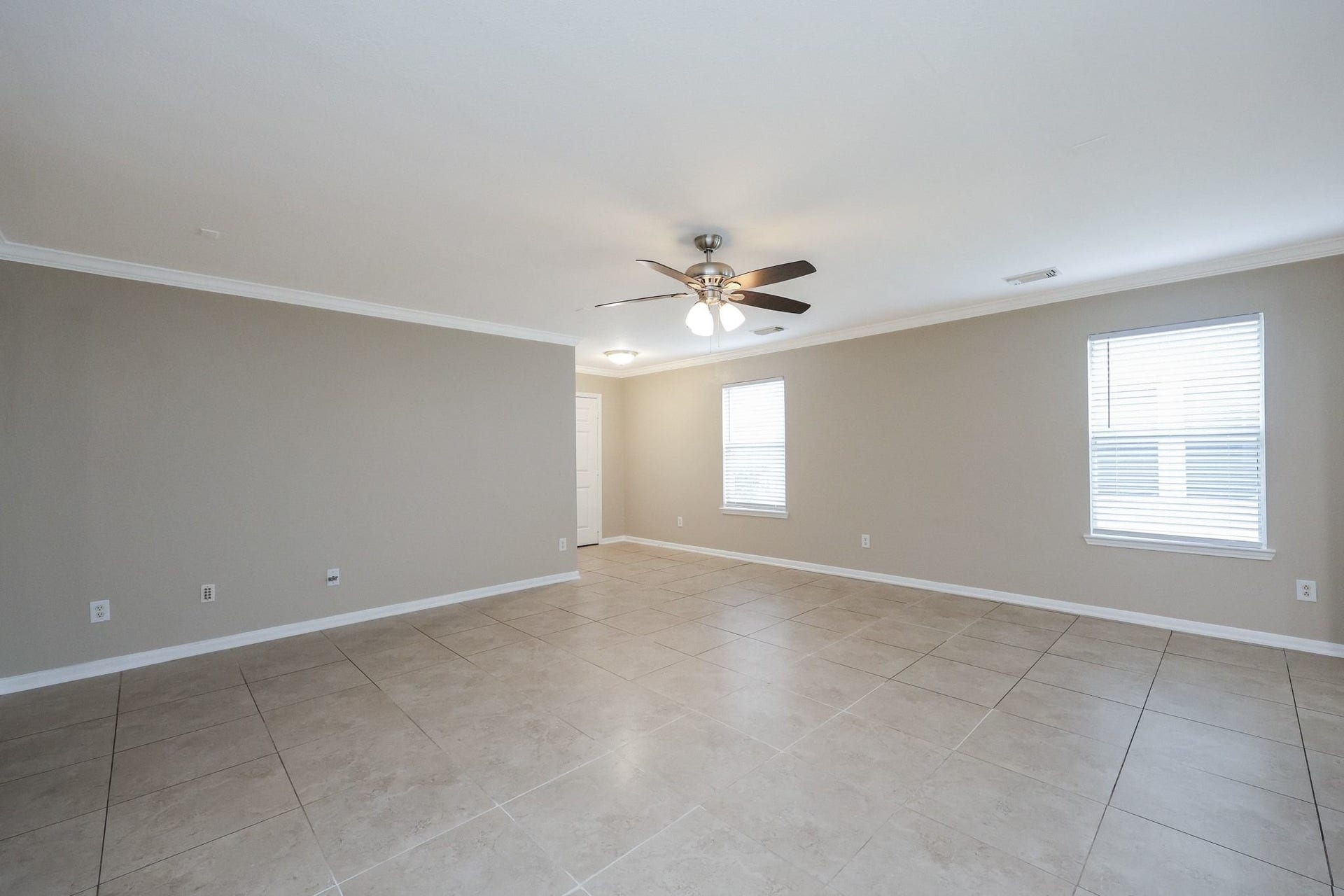 16526 Eaglewood Shadows Drive, Sugar Land, TX 77498 16526 Eaglewood Shadows Drive, Sugar Land, TX 77498