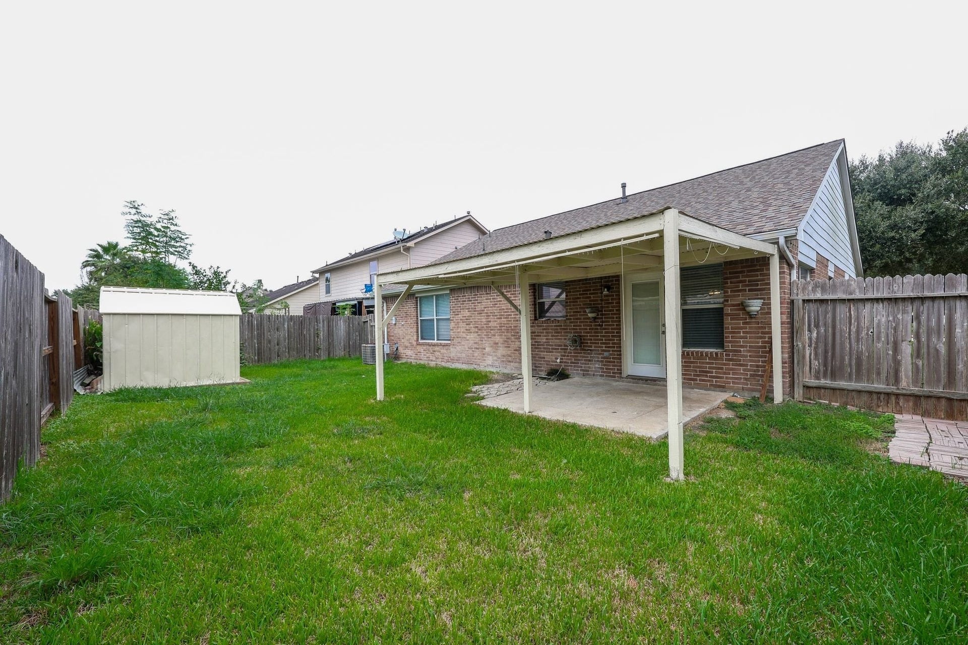 16526 Eaglewood Shadows Drive, Sugar Land, TX 77498 16526 Eaglewood Shadows Drive, Sugar Land, TX 77498