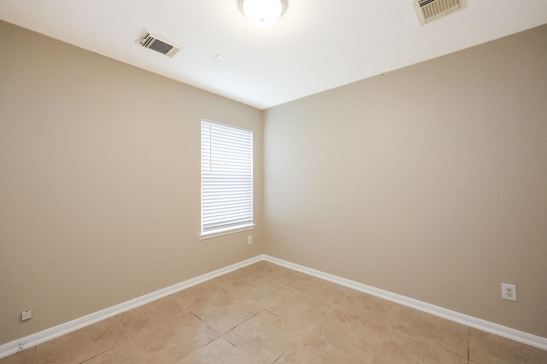 16526 Eaglewood Shadows Drive, Sugar Land, TX 77498 16526 Eaglewood Shadows Drive, Sugar Land, TX 77498
