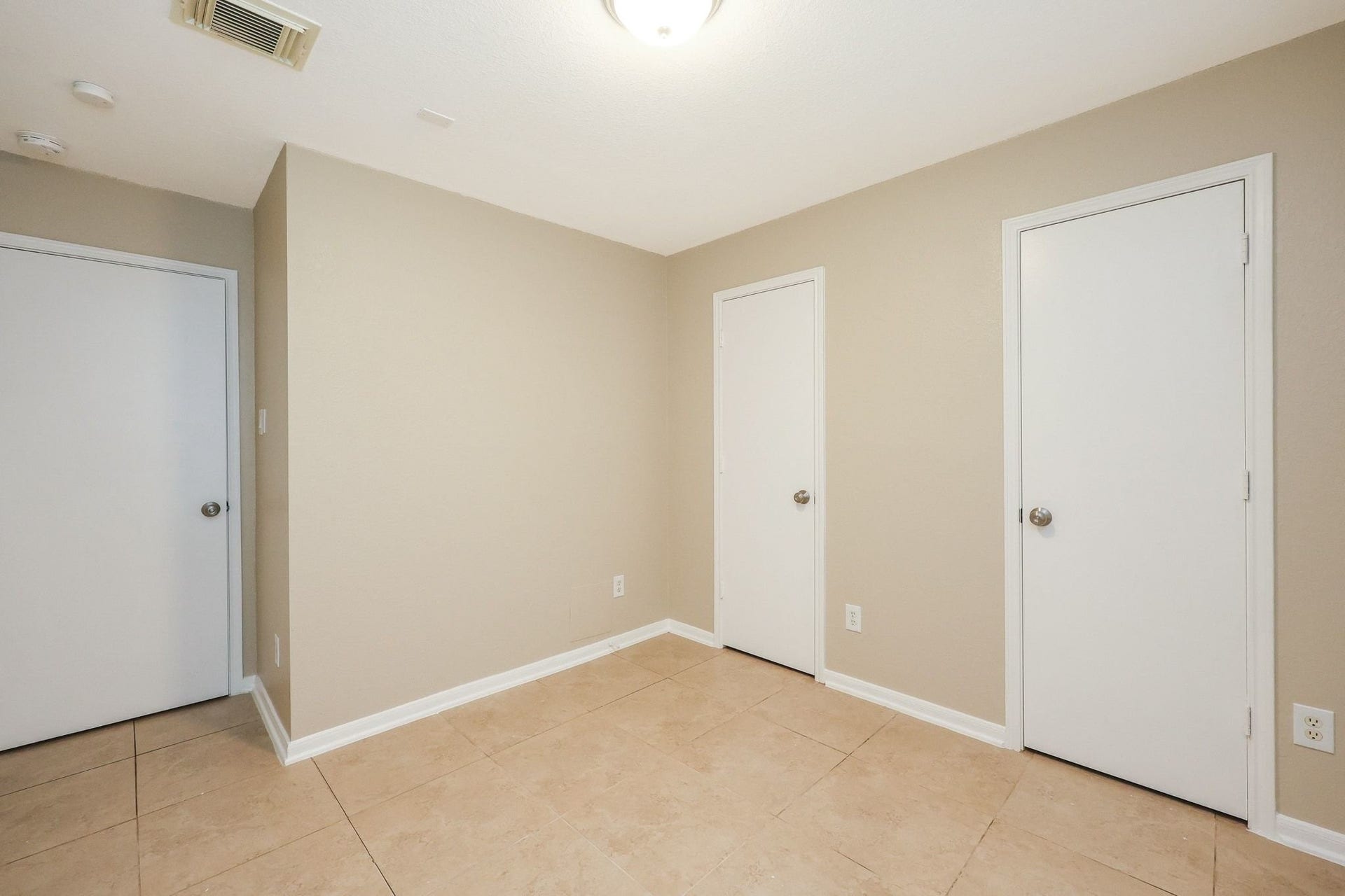 16526 Eaglewood Shadows Drive, Sugar Land, TX 77498 16526 Eaglewood Shadows Drive, Sugar Land, TX 77498