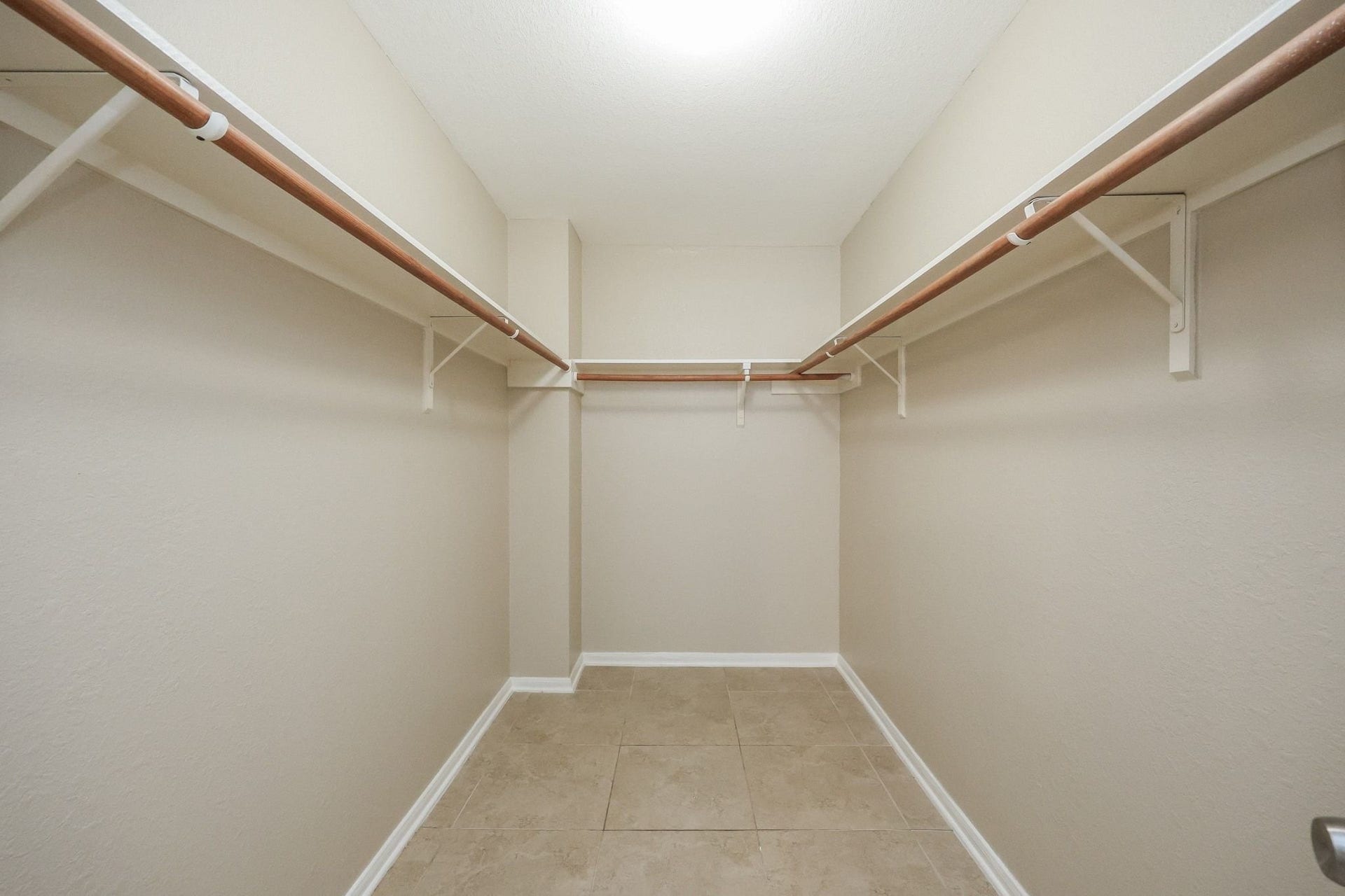 16526 Eaglewood Shadows Drive, Sugar Land, TX 77498 16526 Eaglewood Shadows Drive, Sugar Land, TX 77498