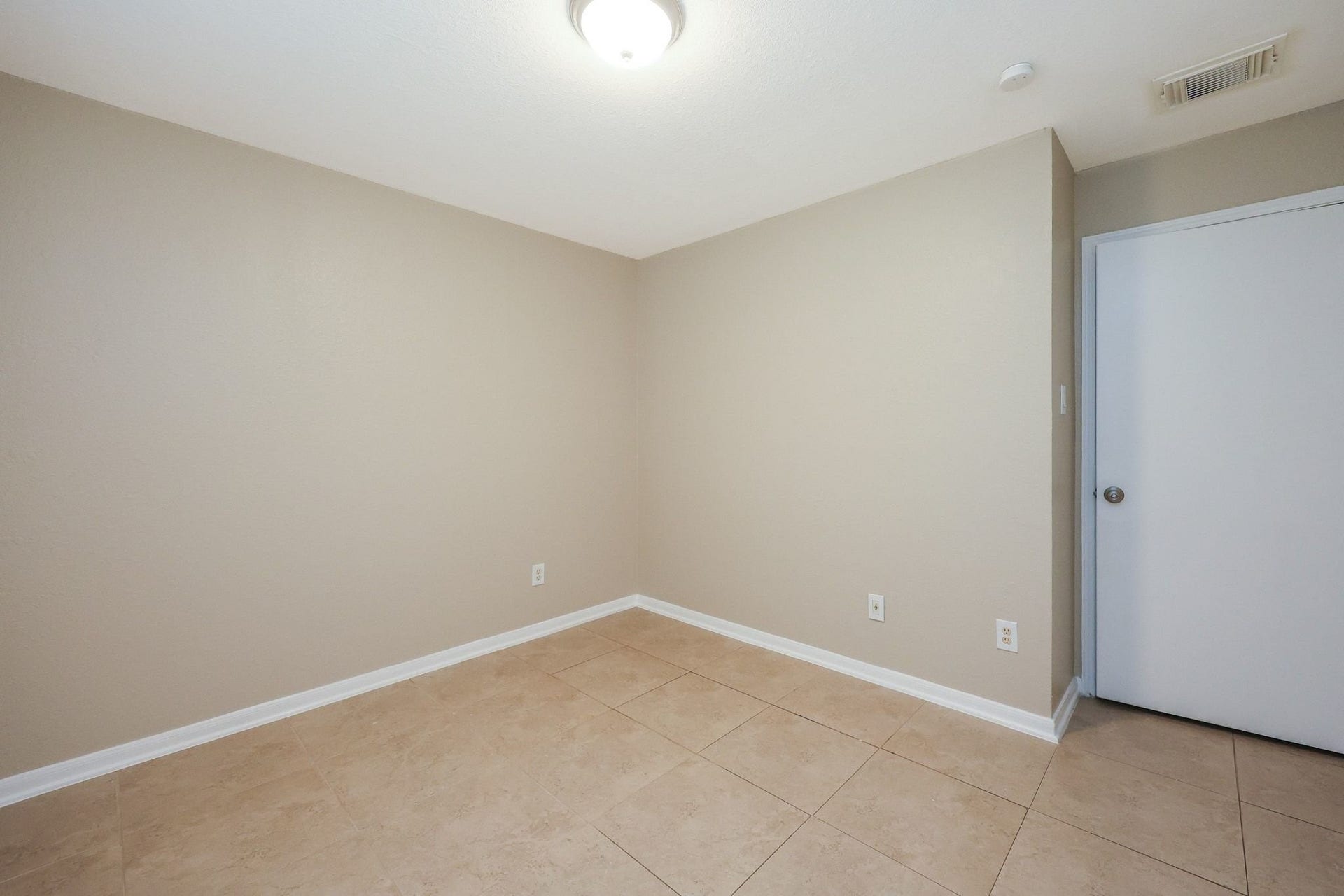 16526 Eaglewood Shadows Drive, Sugar Land, TX 77498 16526 Eaglewood Shadows Drive, Sugar Land, TX 77498