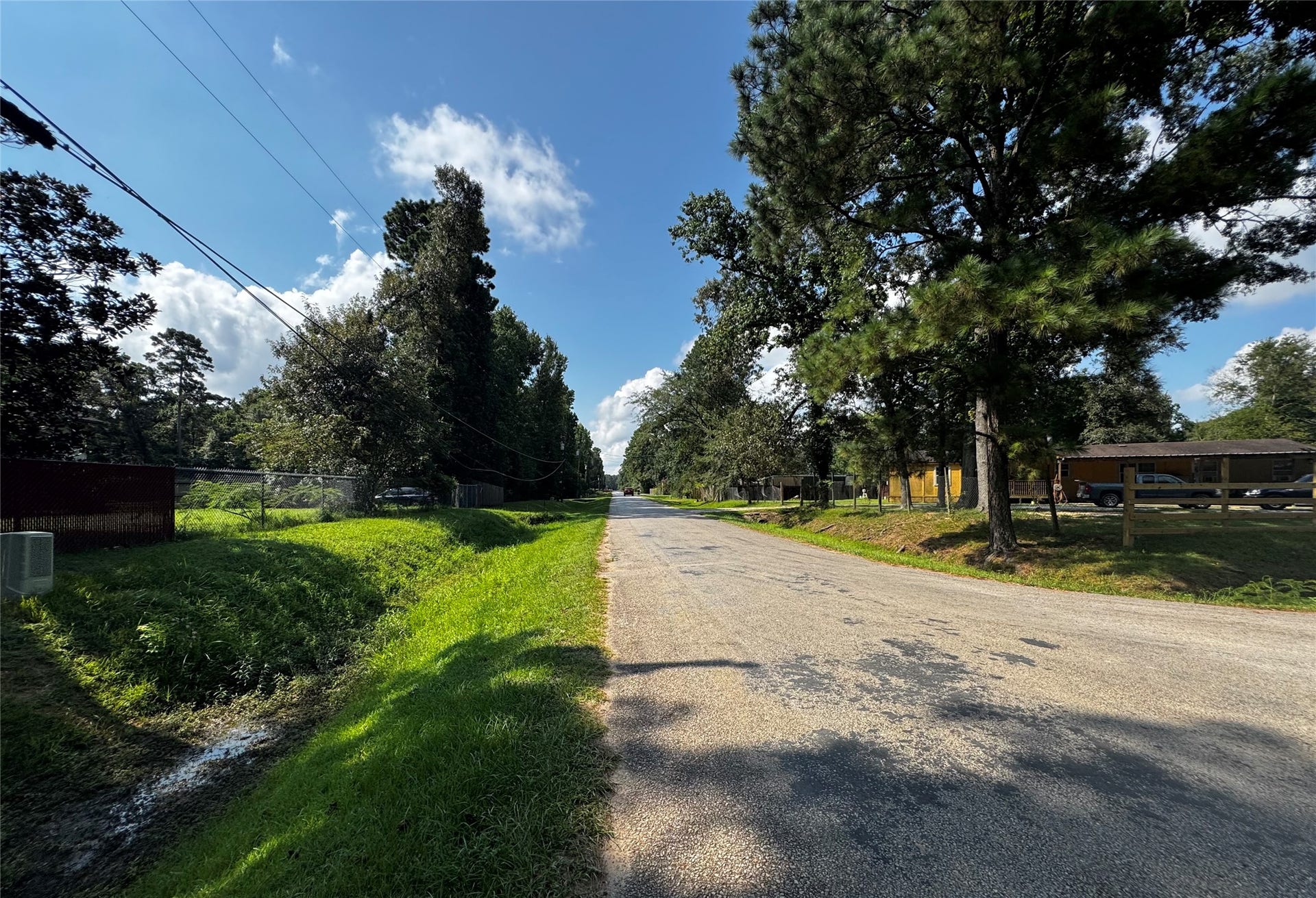 17632 Drowsy Pines, Conroe, TX 77306 17632 Drowsy Pines, Conroe, TX 77306
