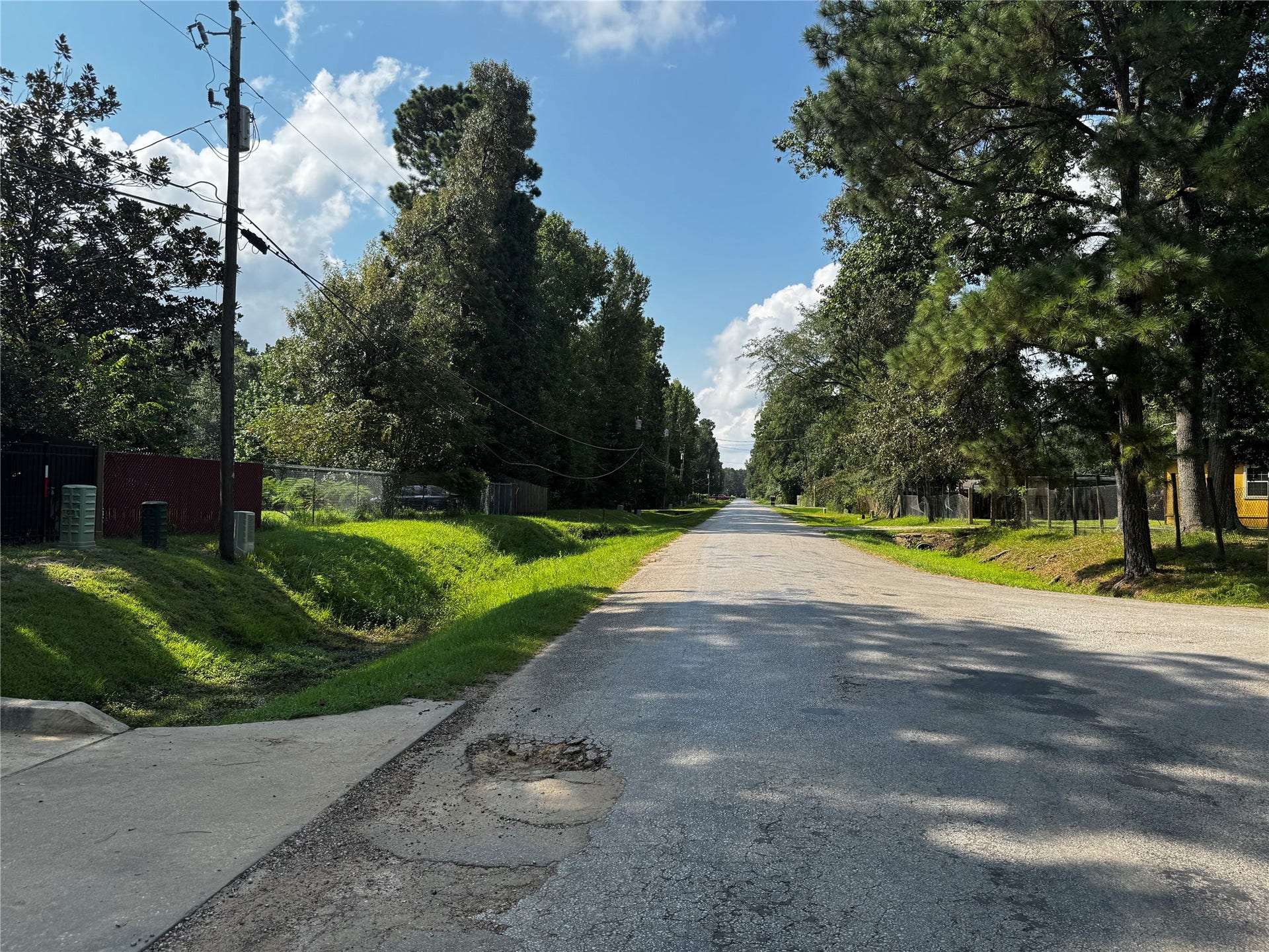 17632 Drowsy Pines, Conroe, TX 77306 17632 Drowsy Pines, Conroe, TX 77306