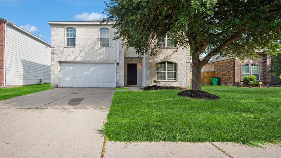 Property photo for 3803 Dogwood Trail, Baytown, TX