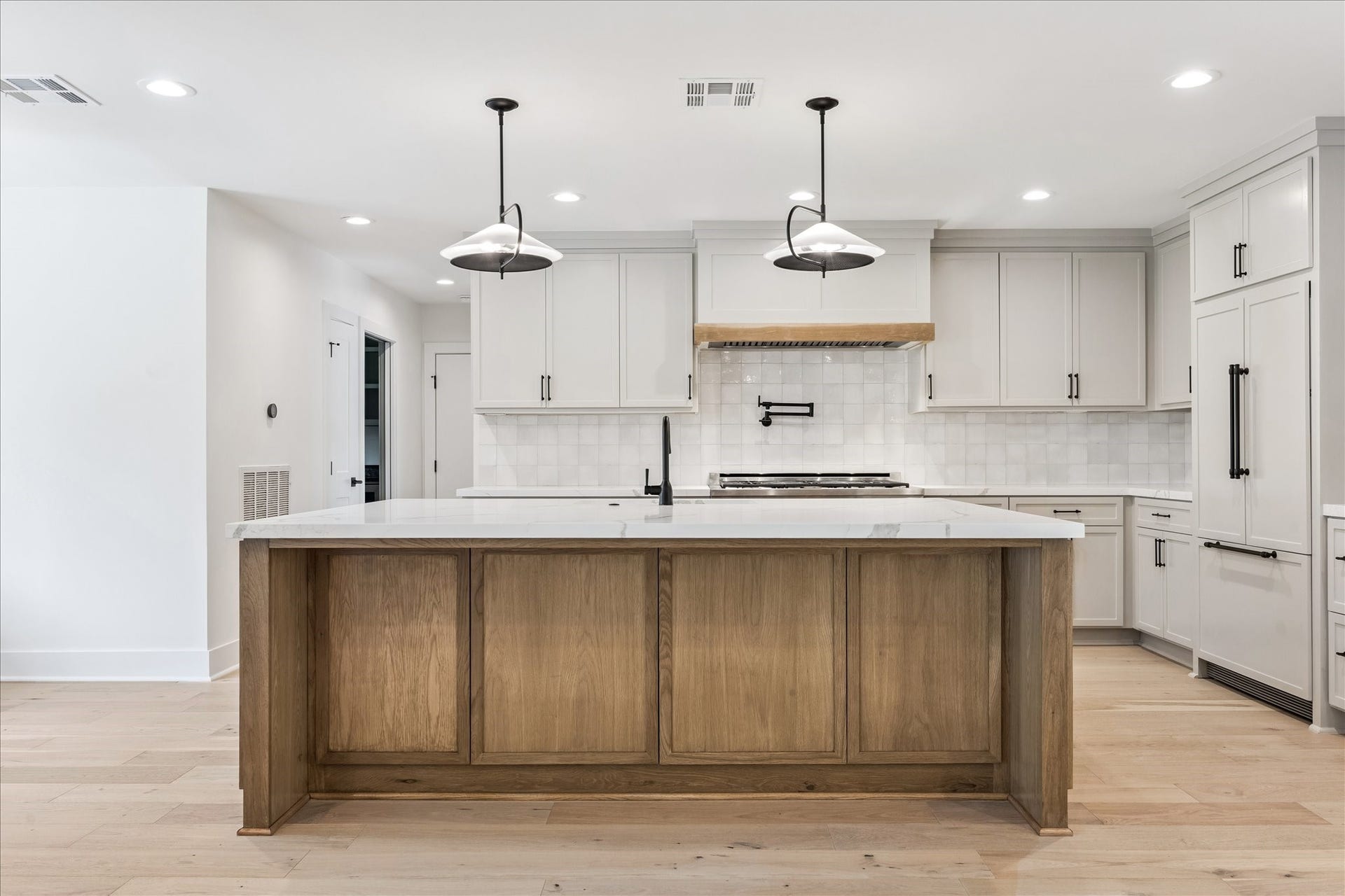4719 Ivanhoe Street, Houston, TX 77027 4719 Ivanhoe Street, Houston, TX 77027