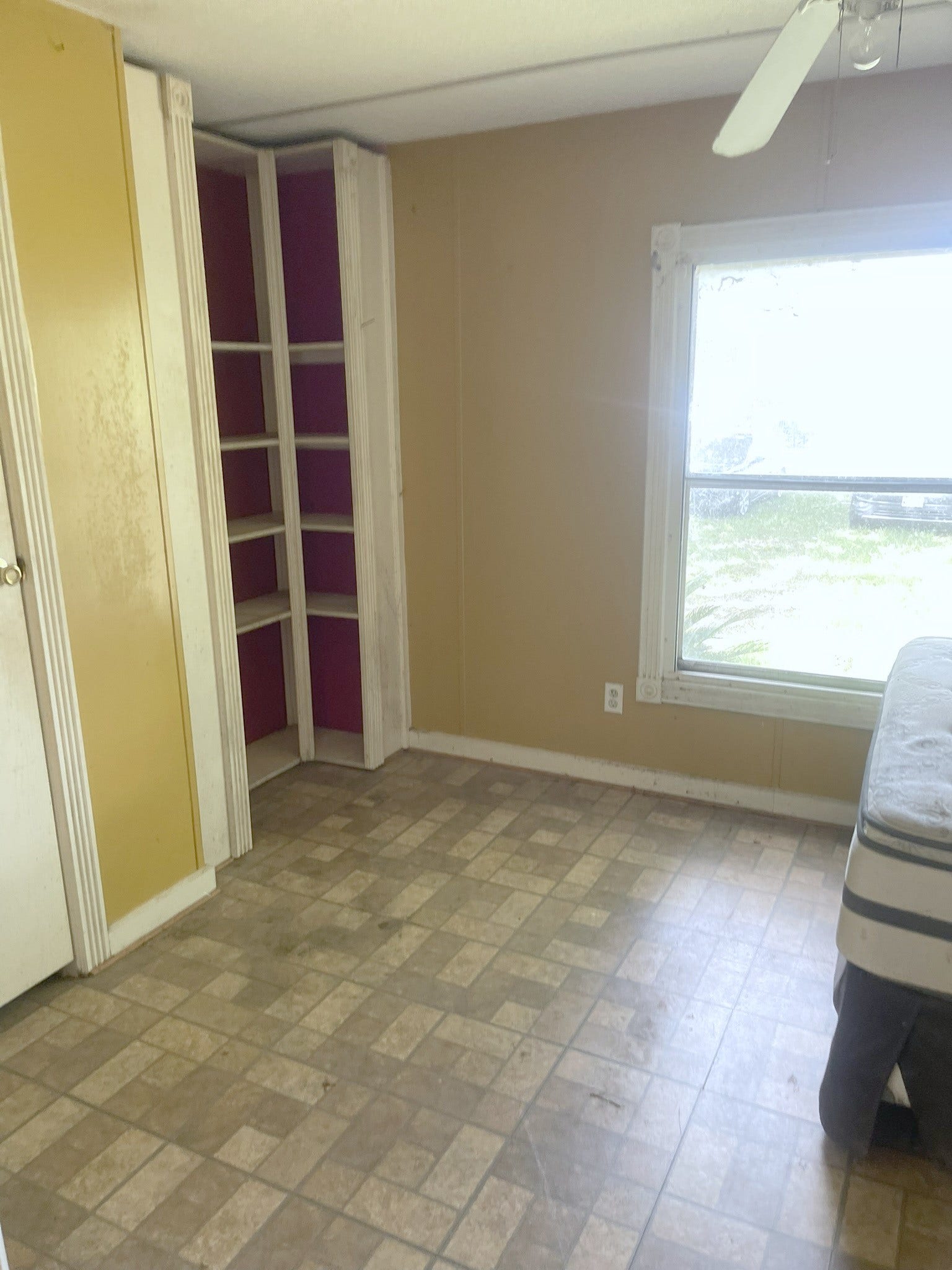 414 Shaw Street, Alvin, TX 77511 414 Shaw Street, Alvin, TX 77511