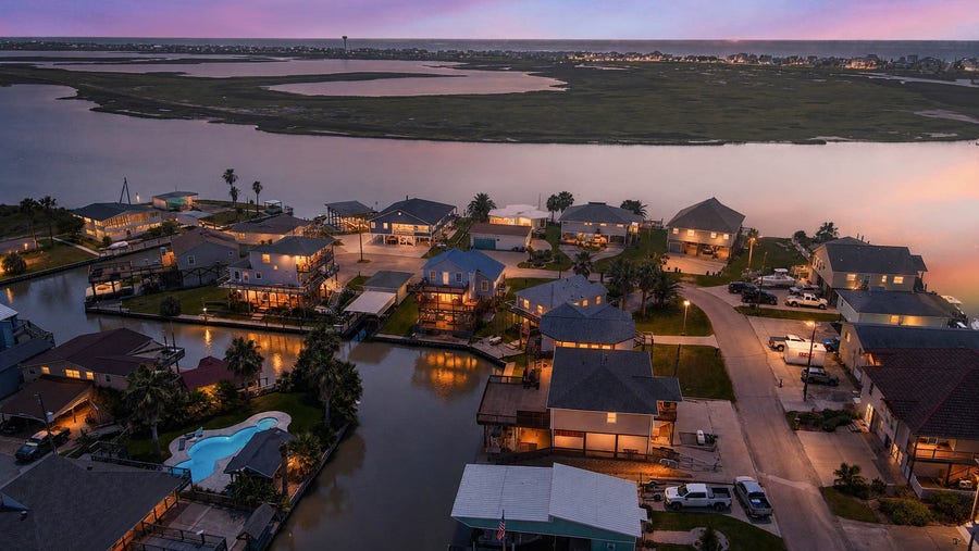 Property photo for 90 Dolphin Lane, Freeport, TX