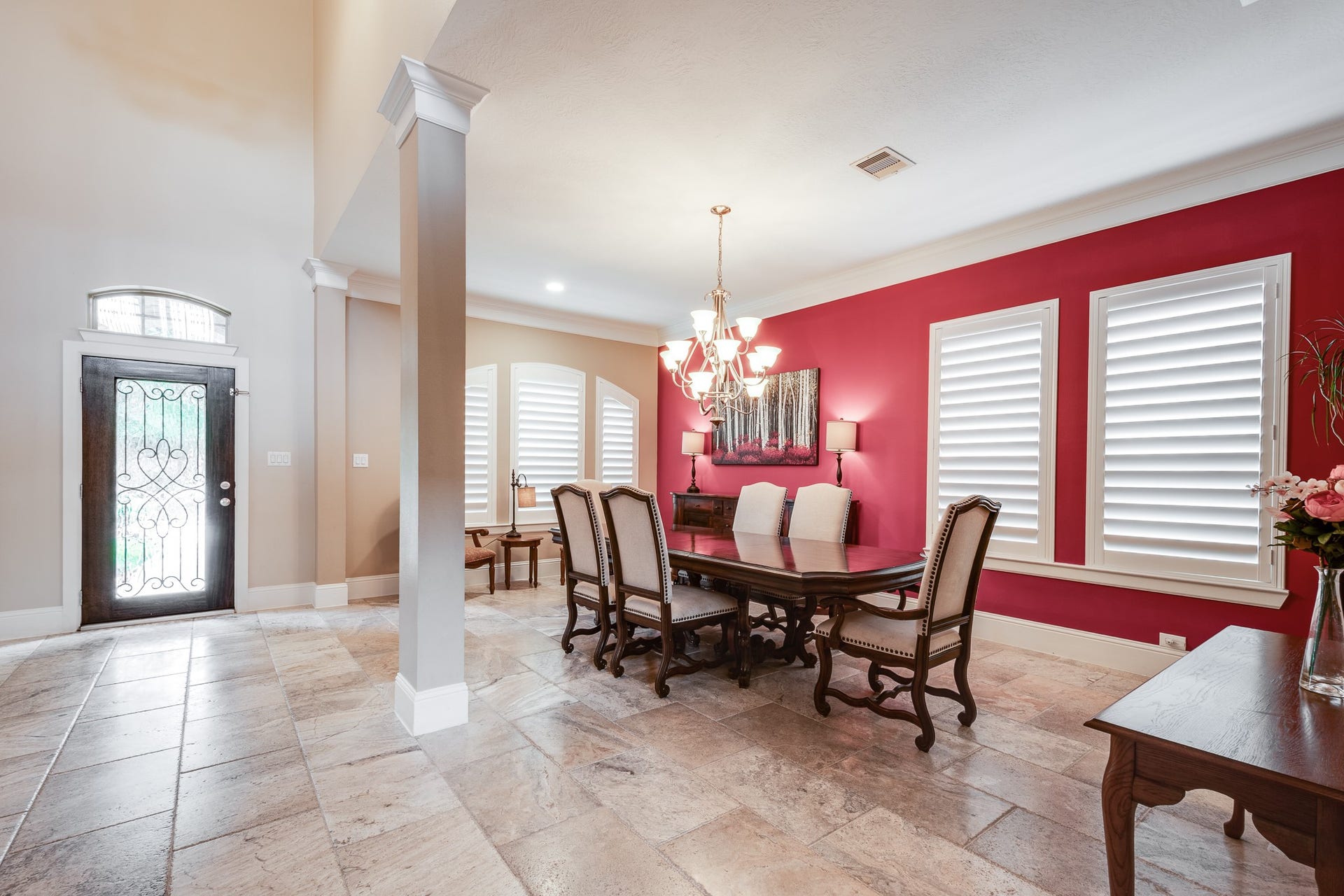14111 Aspen Haze Lane, Humble, TX 77396 Stylish & oversized accommodating Dining Room