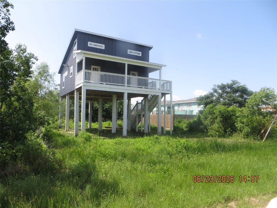 Property photo for 1962 Avenue A, Crystal Beach, TX