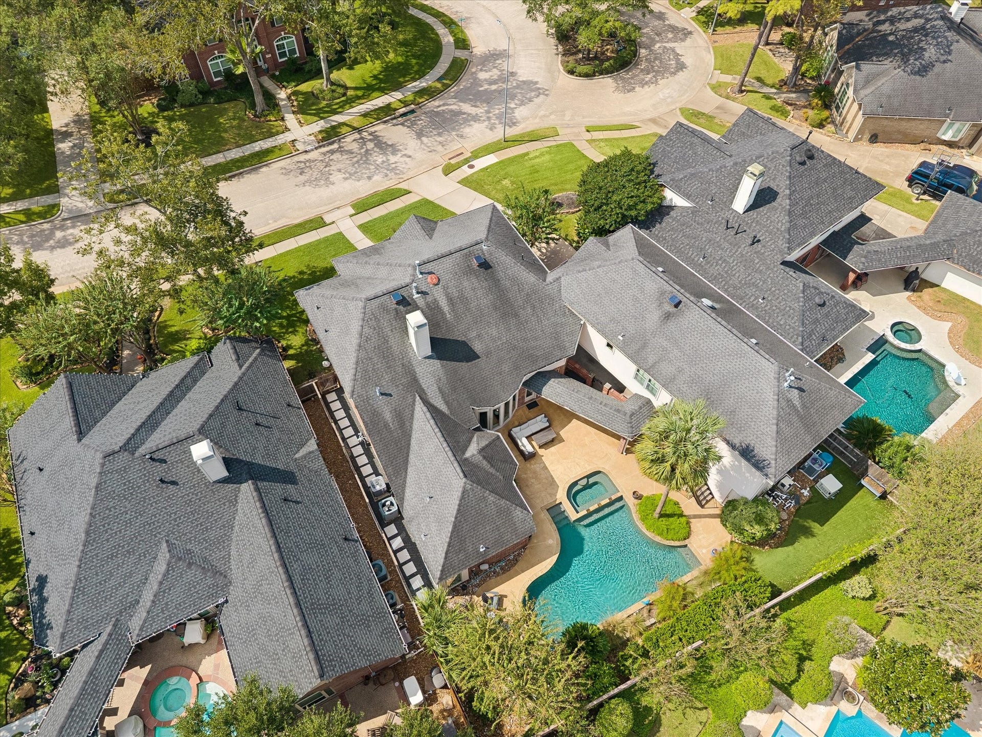 15106 Chestnut Glen Lane, Cypress, TX 77429 Your own backyard retreat awaits. A sparkling pool, raised spa, generous patio space, and beautifully landscaped surroundings set the stage for memorable afternoons and evenings outdoors. A backyard made for creating memories!