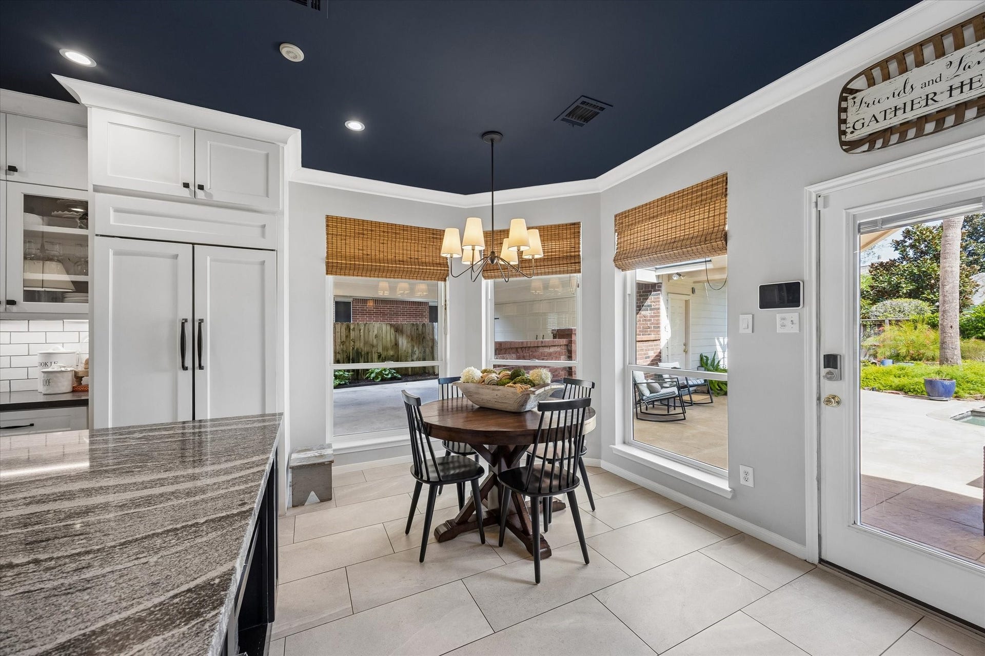 15106 Chestnut Glen Lane, Cypress, TX 77429 Slow mornings and casual meals feel right at home in this inviting breakfast area. Surrounded by natural light and views of the backyard, it's the perfect place to enjoy your first cup of coffee or gather for dinner after a busy day.
