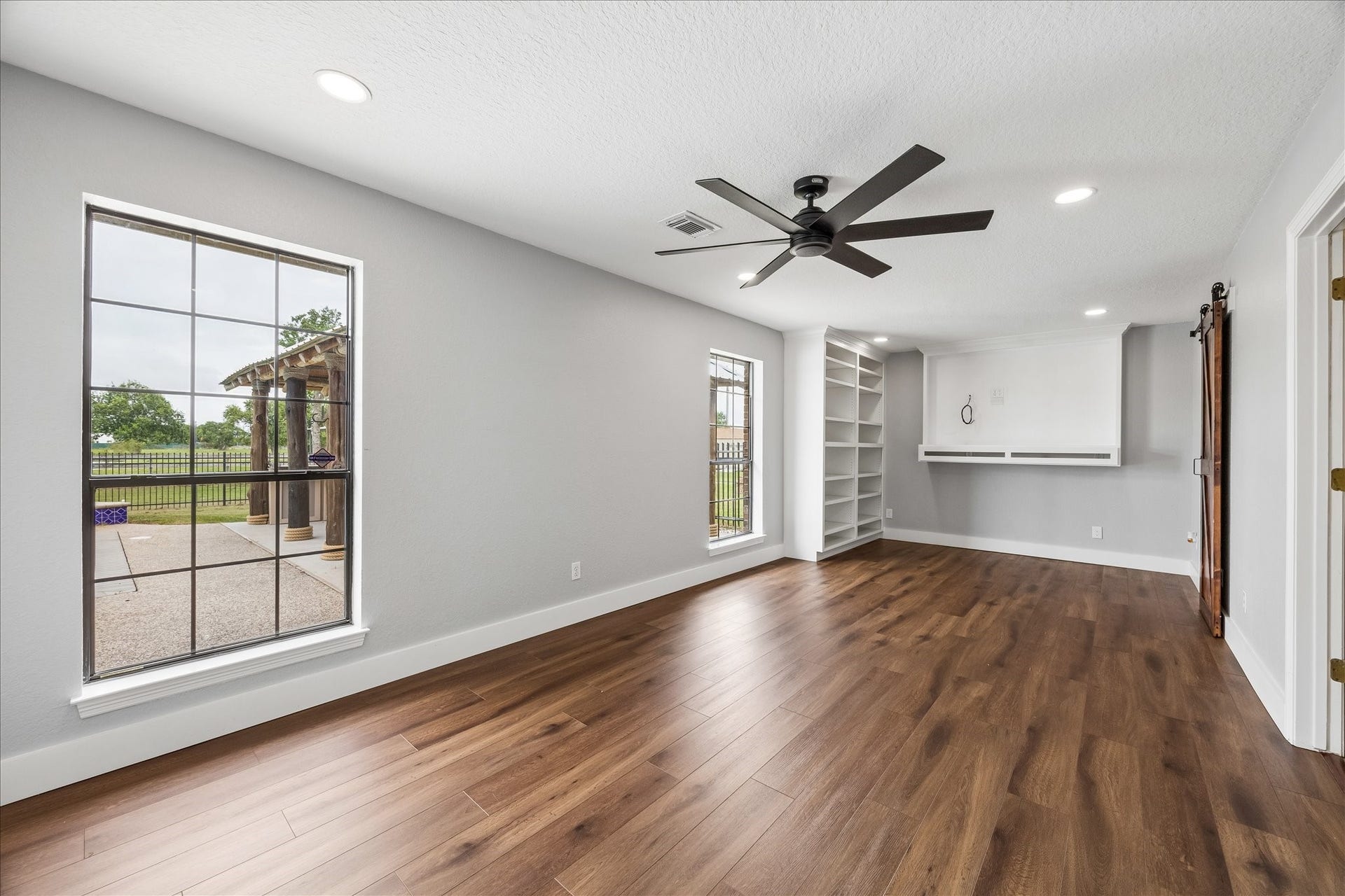 9102 N Humble Camp Road, Dickinson, TX 77539 9102 N Humble Camp Road, Dickinson, TX 77539