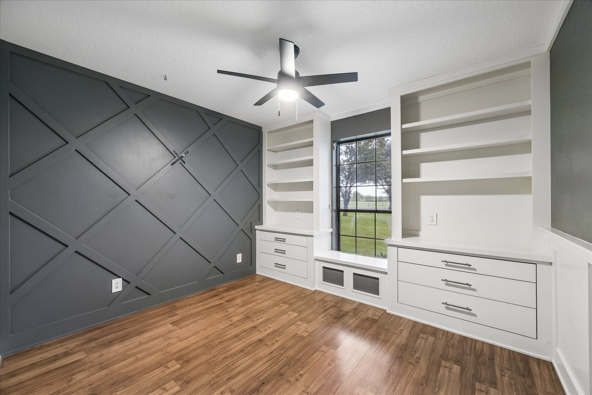 9102 N Humble Camp Road, Dickinson, TX 77539 9102 N Humble Camp Road, Dickinson, TX 77539