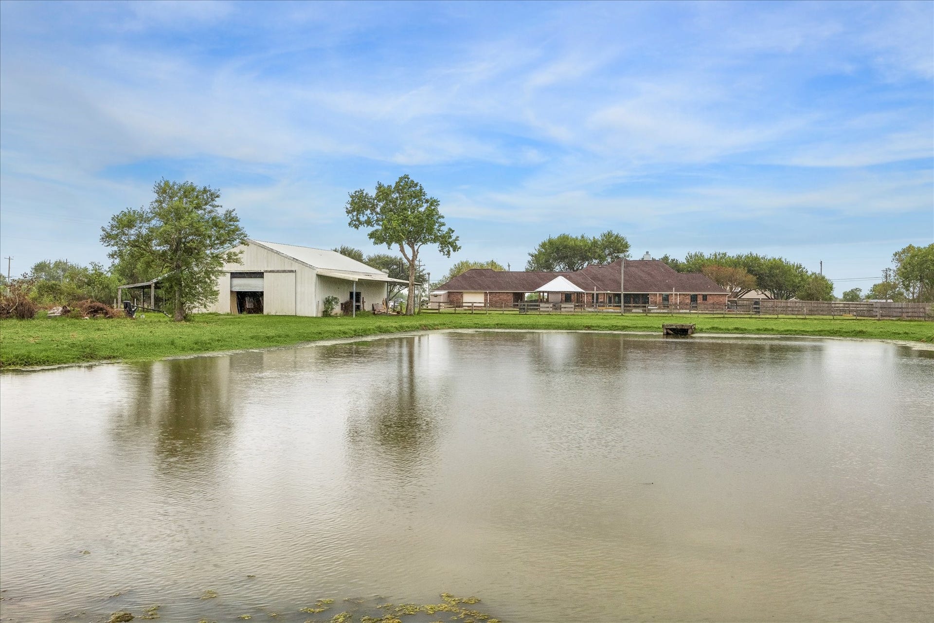 9102 N Humble Camp Road, Dickinson, TX 77539 Big Stock Pond.