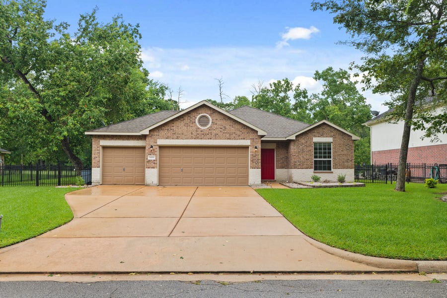 Property photo for 16018 Sea Palms Drive, Crosby, TX