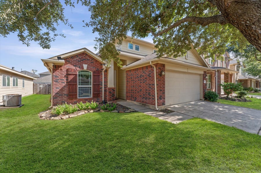 Property photo for 24530 Lakecrest Town Drive, Katy, TX