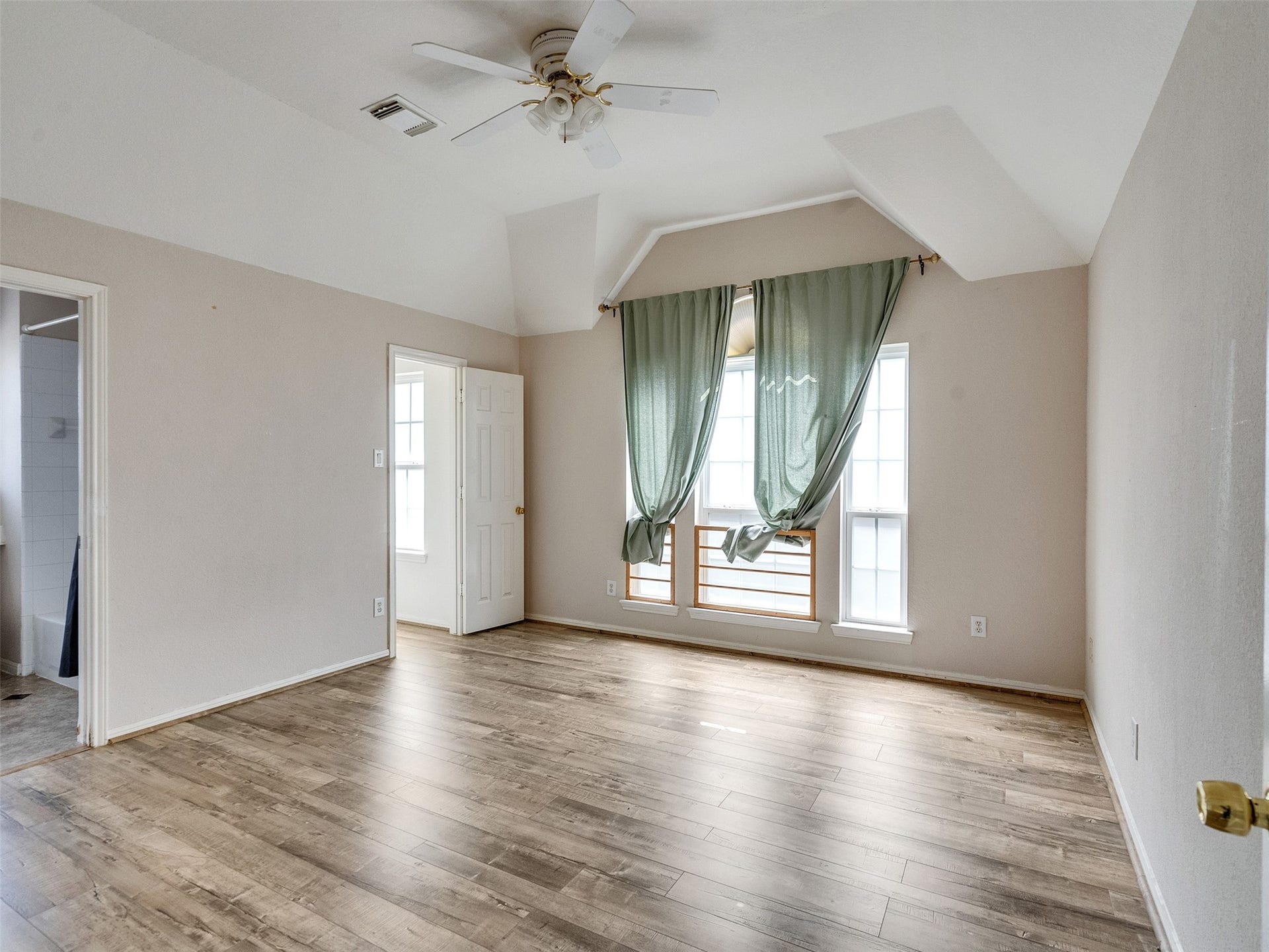 3902 Breaux Bridge Lane, Sugar Land, TX 77479 3902 Breaux Bridge Lane, Sugar Land, TX 77479