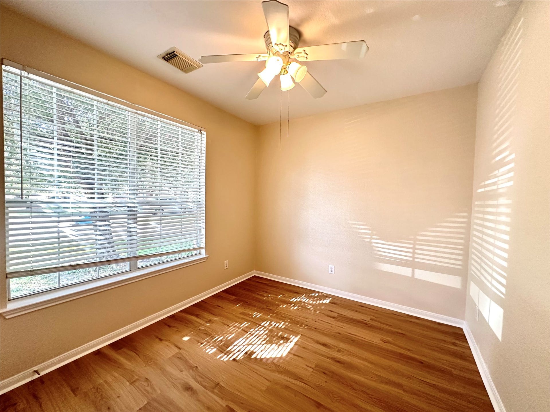 6542 Bella Noche Drive, Spring, TX 77379